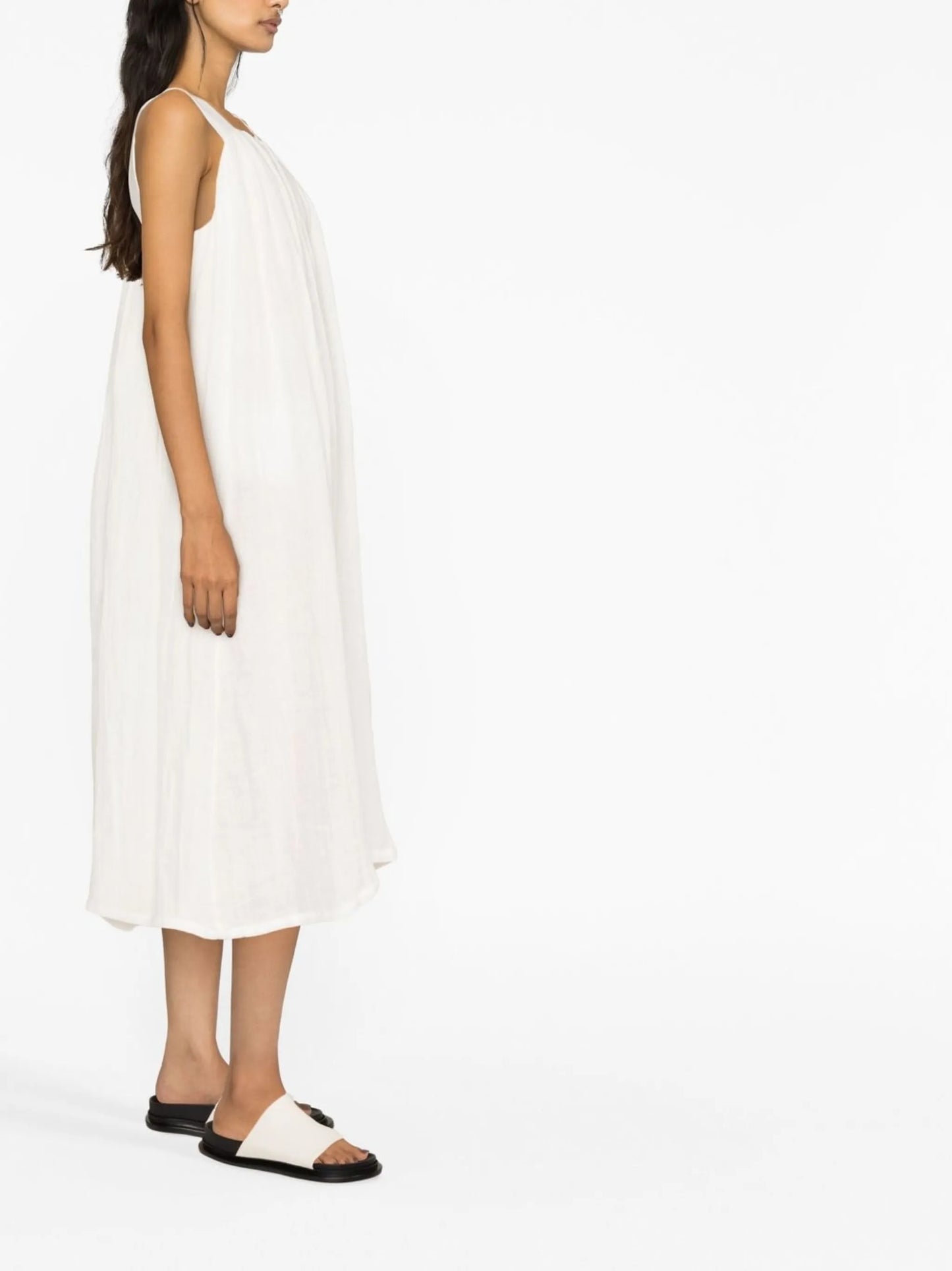 sleeveless midi dress