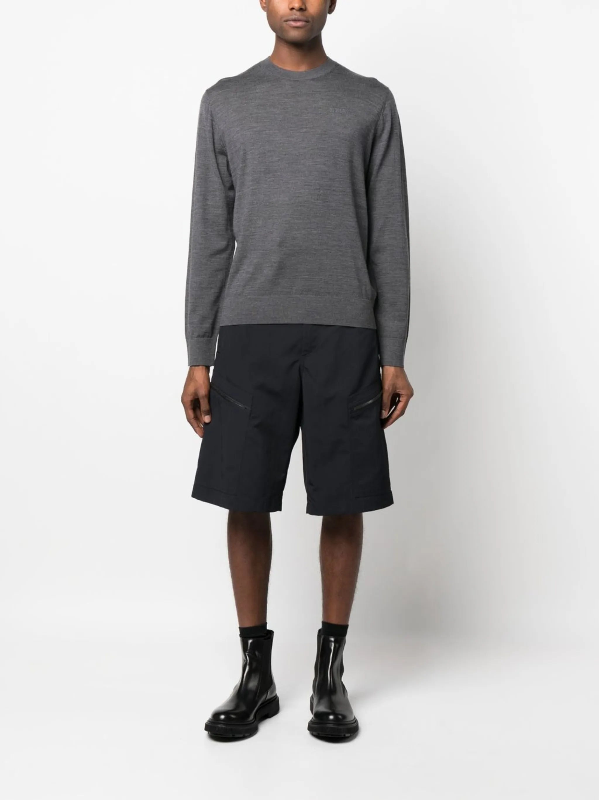 logo-print knitted jumper