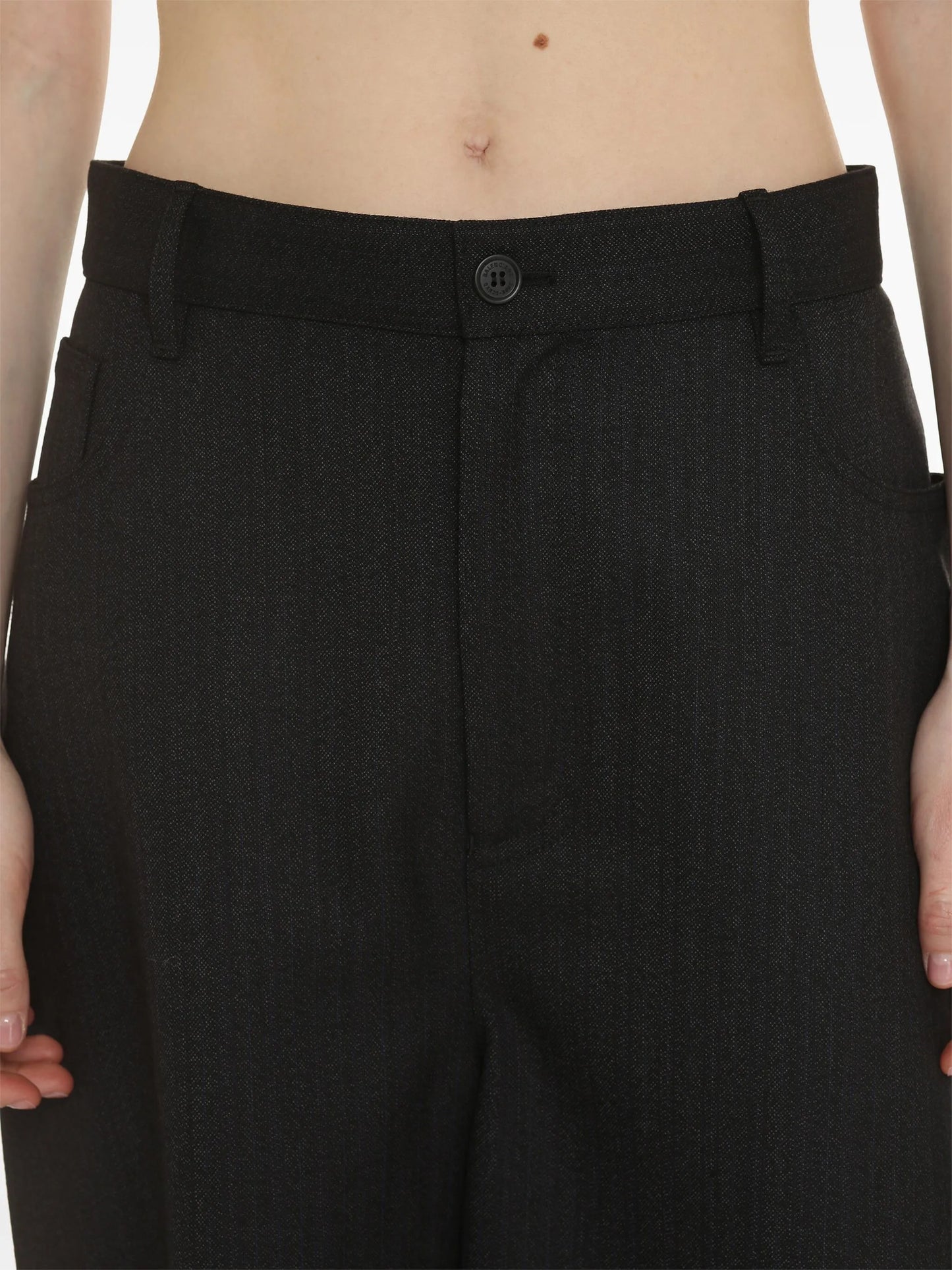 wide-leg cropped trousers