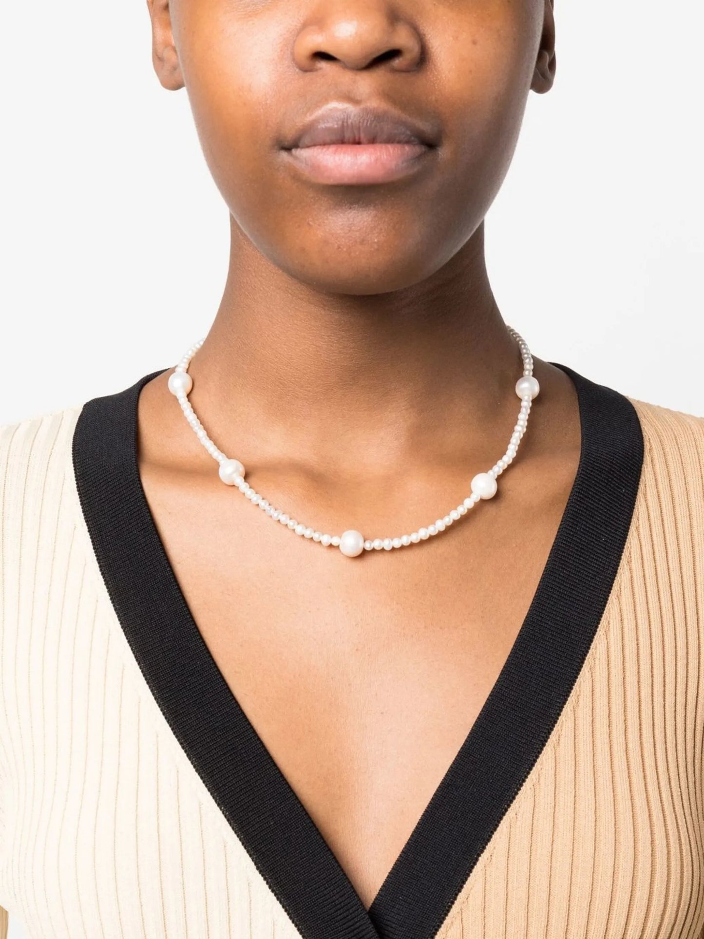 beaded pearl necklace
