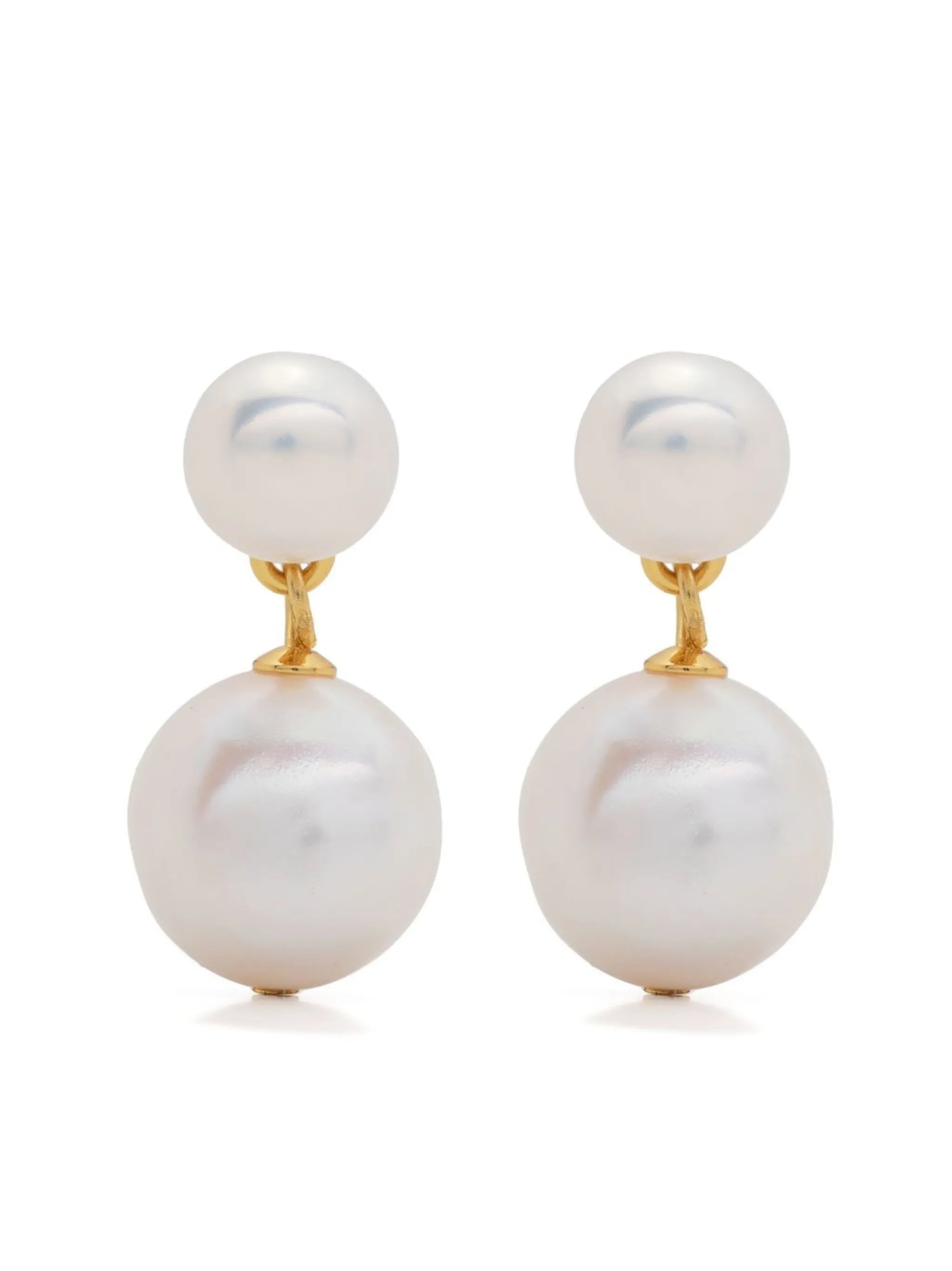 pearl drop stud earring
