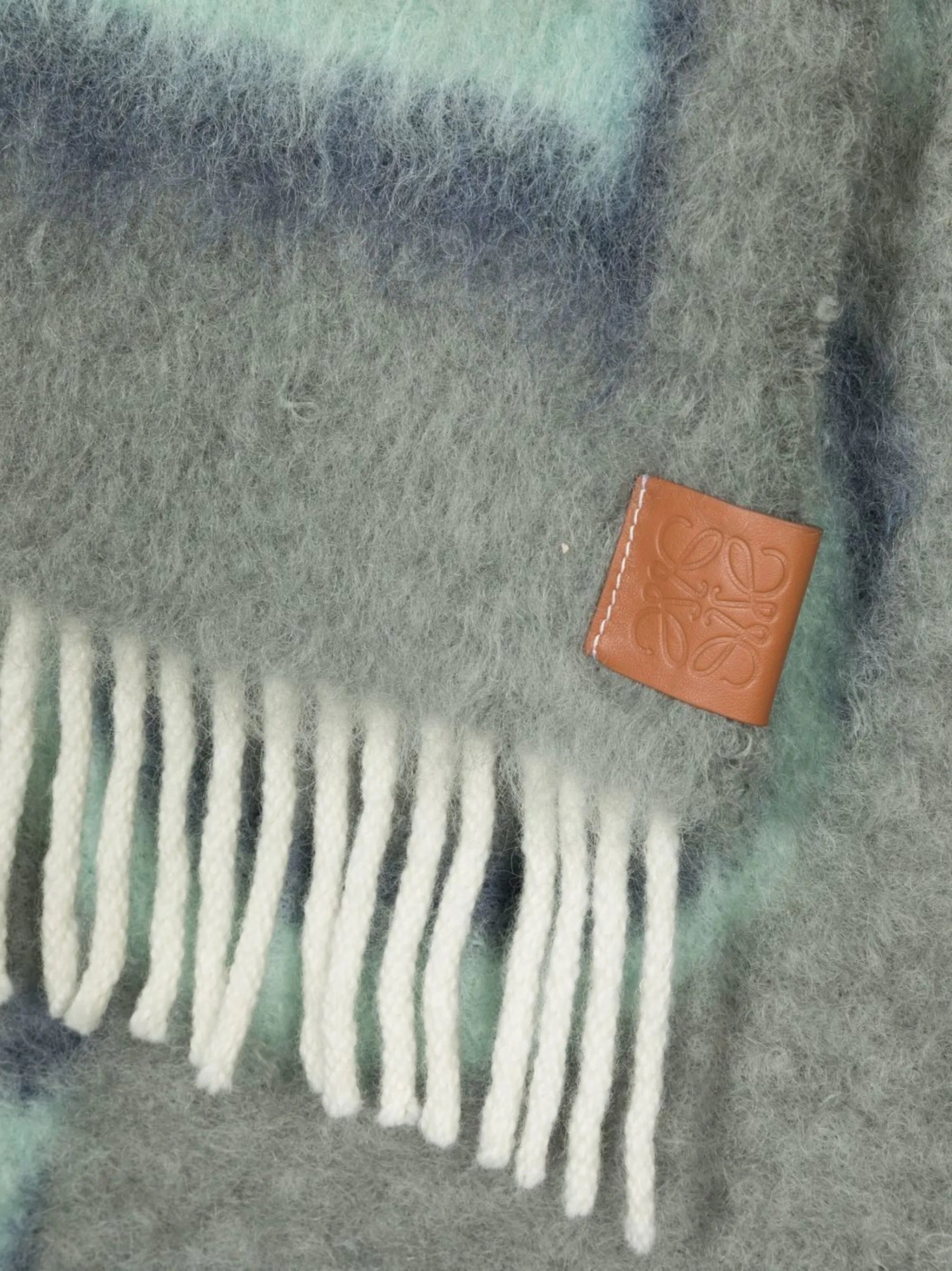 logo-print fringed scarf