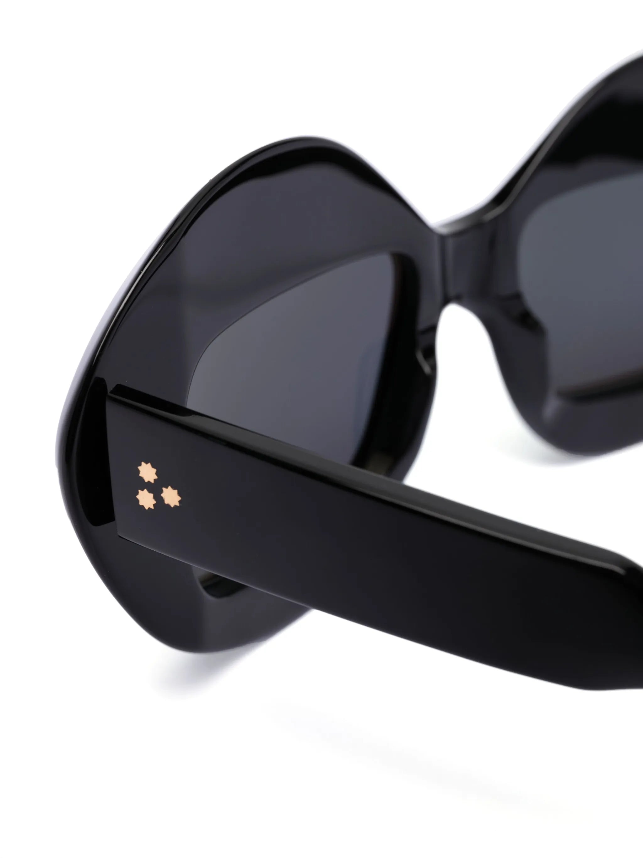 round-frame tinted sunglasses
