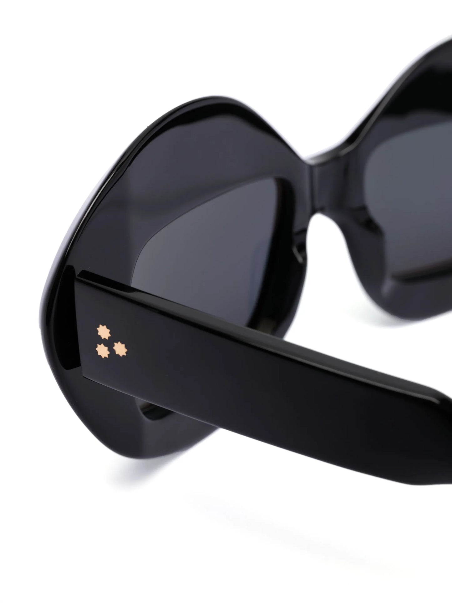 round-frame tinted sunglasses