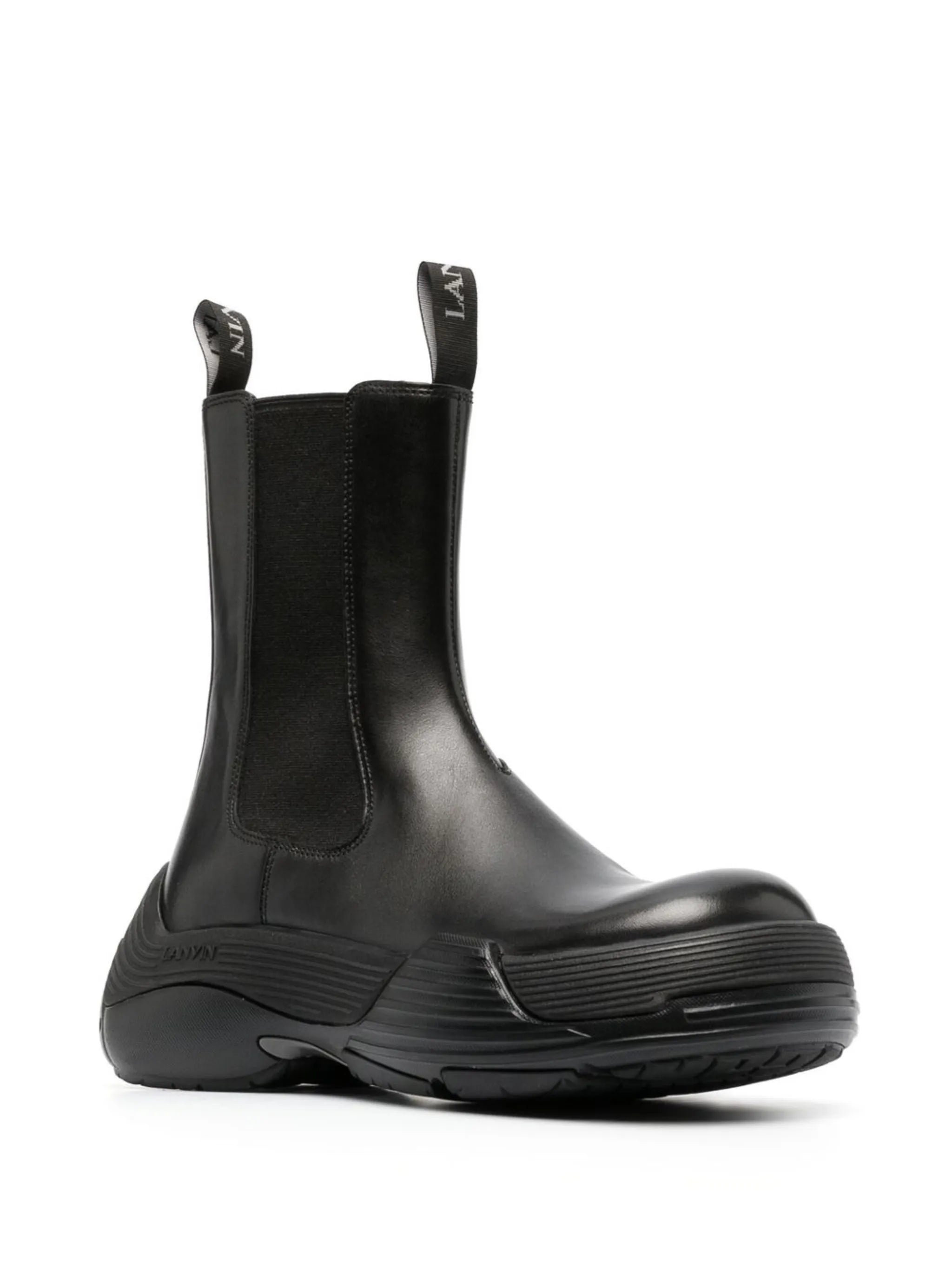 round-toe pull-tab boots