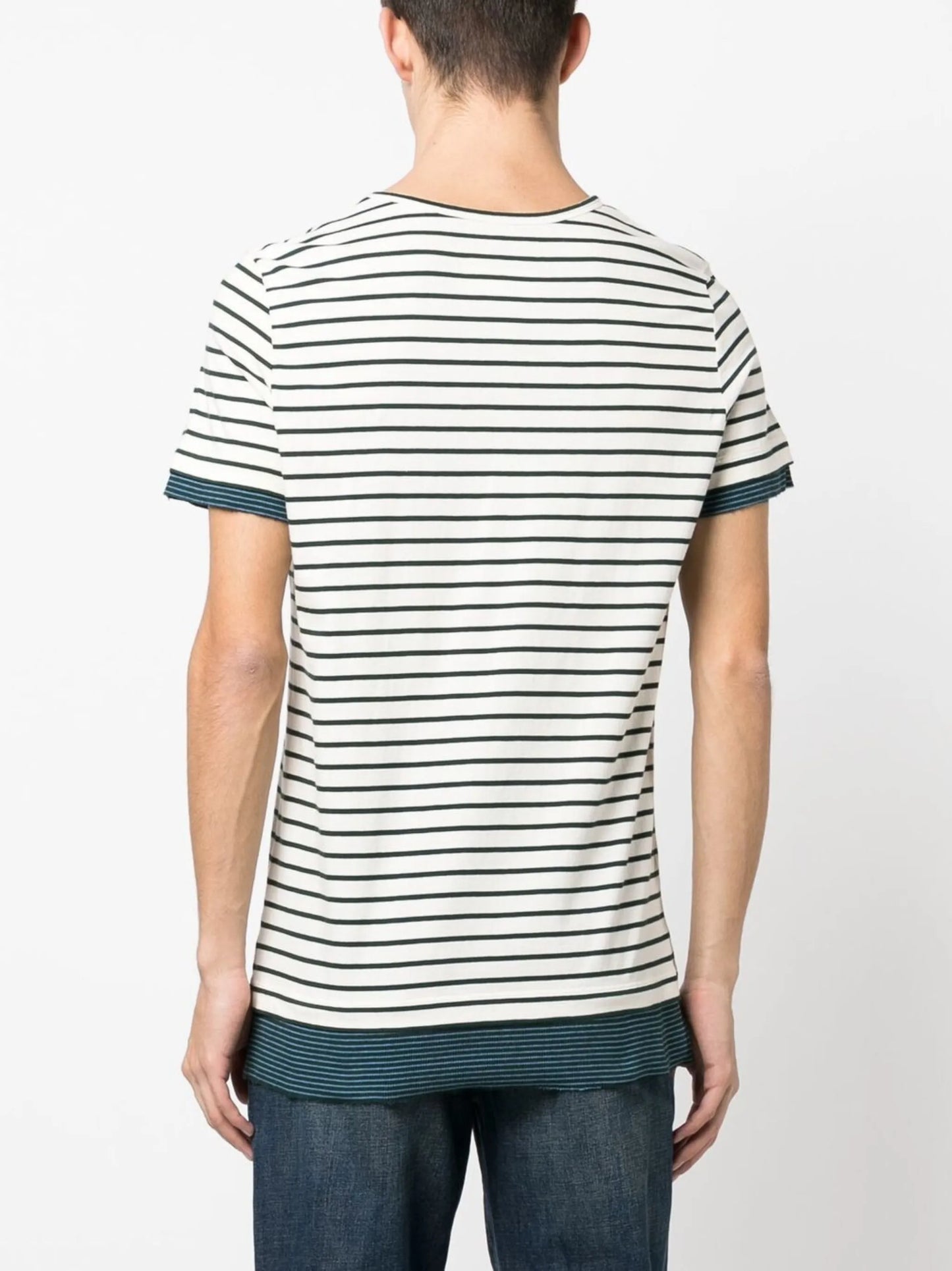 short-sleeved striped T-shirt