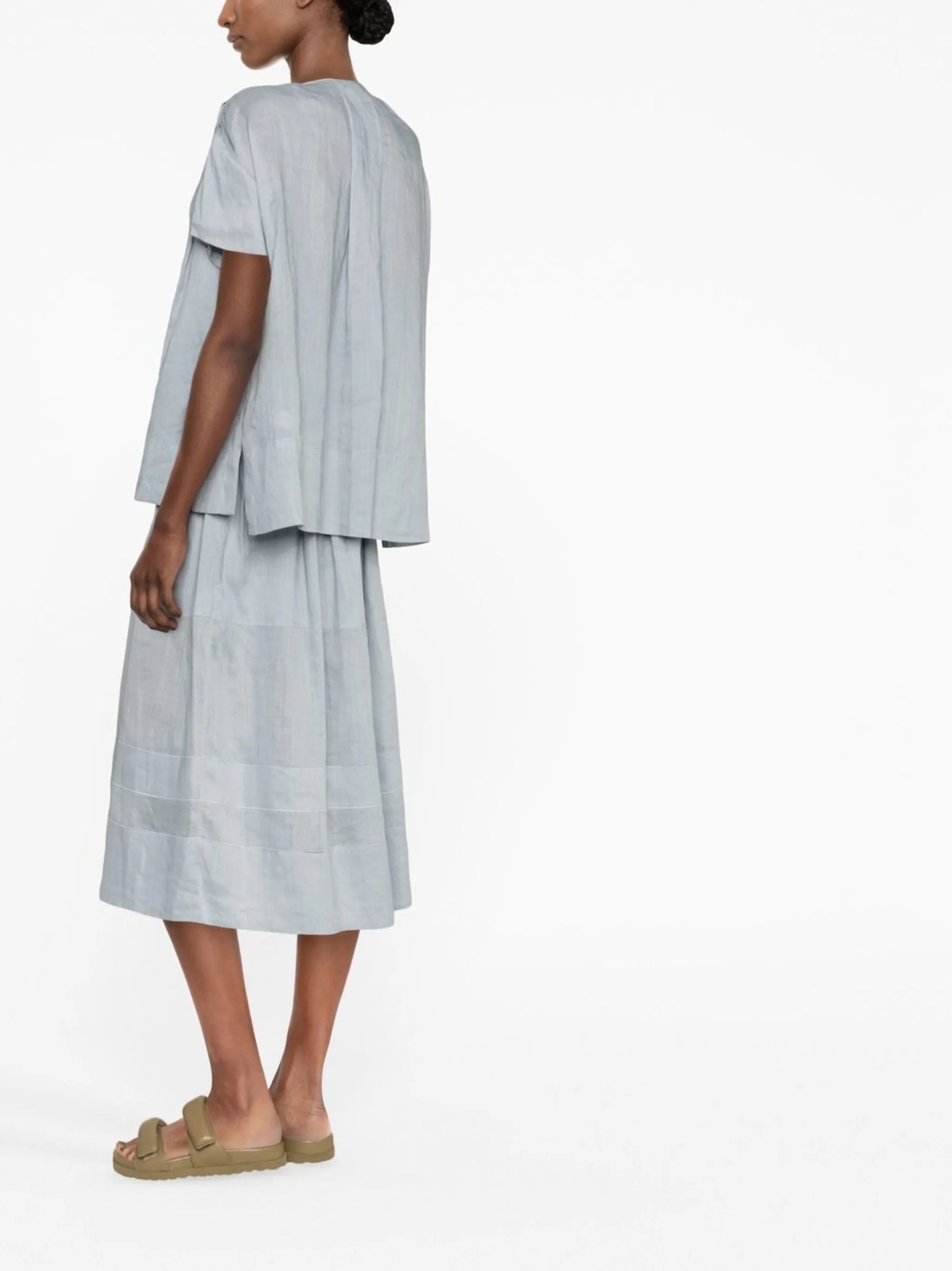 V-neck short-sleeved top