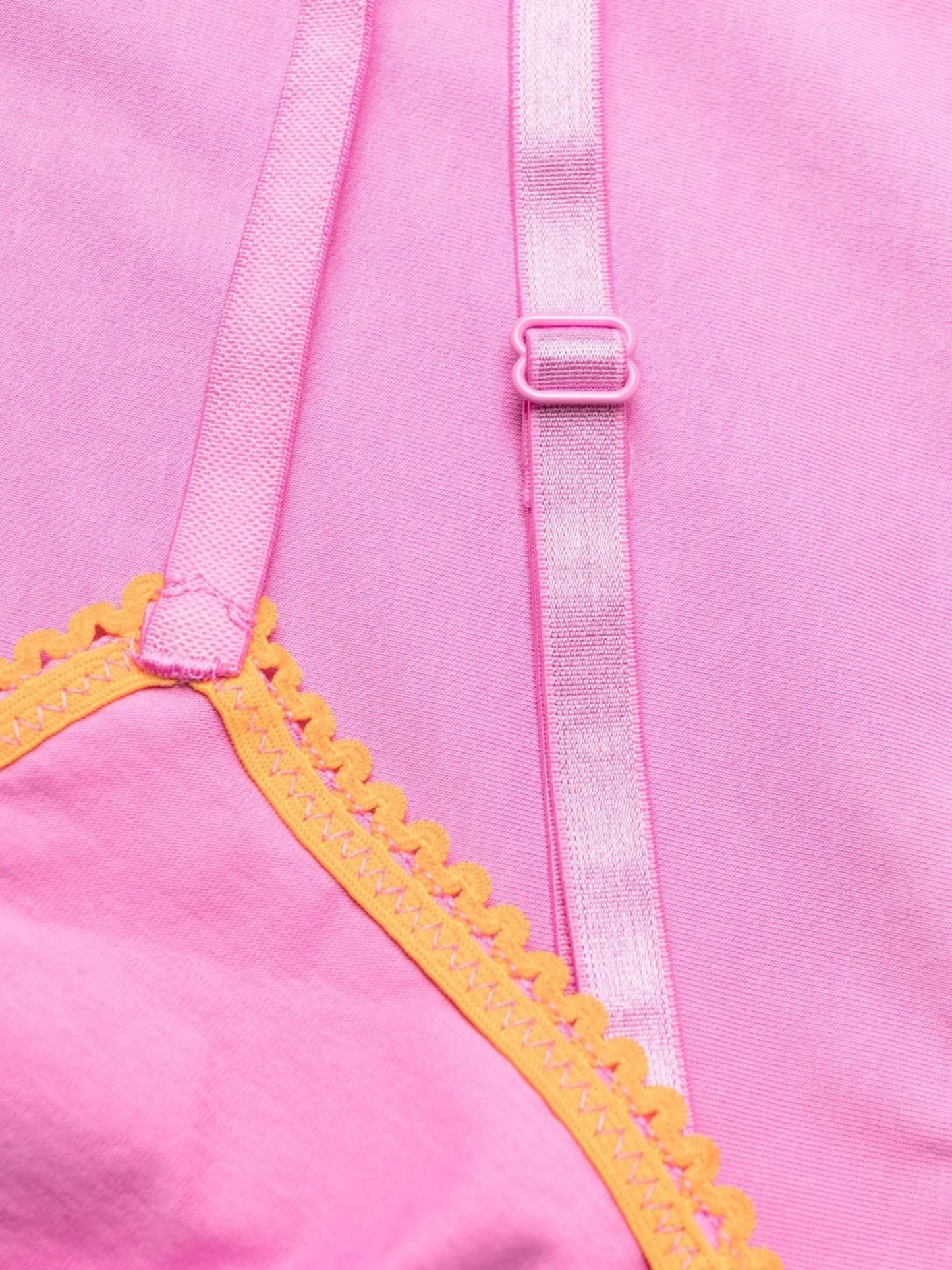 scalloped-edge adjustable-strap bra