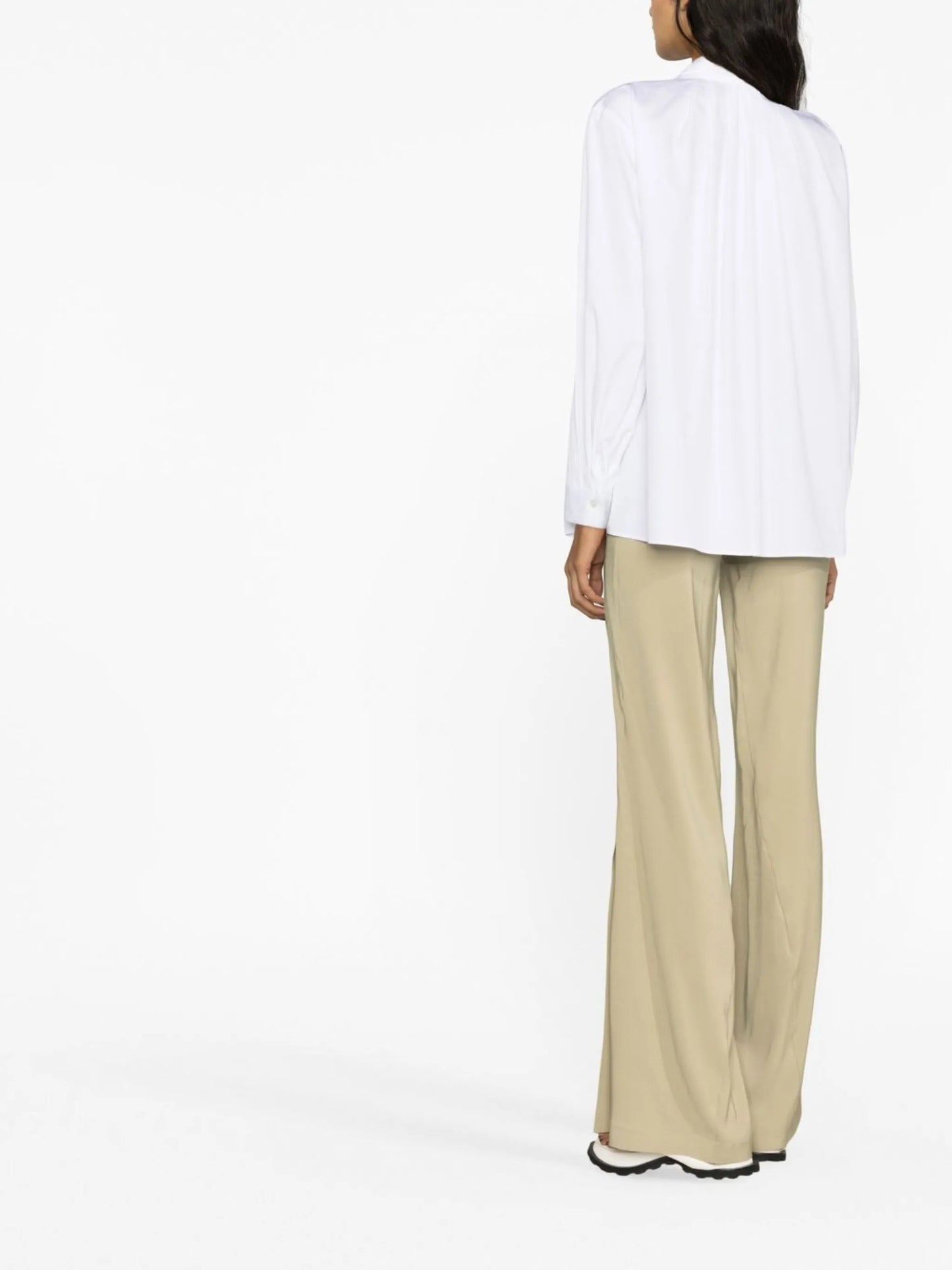 front tie-fastening blouse