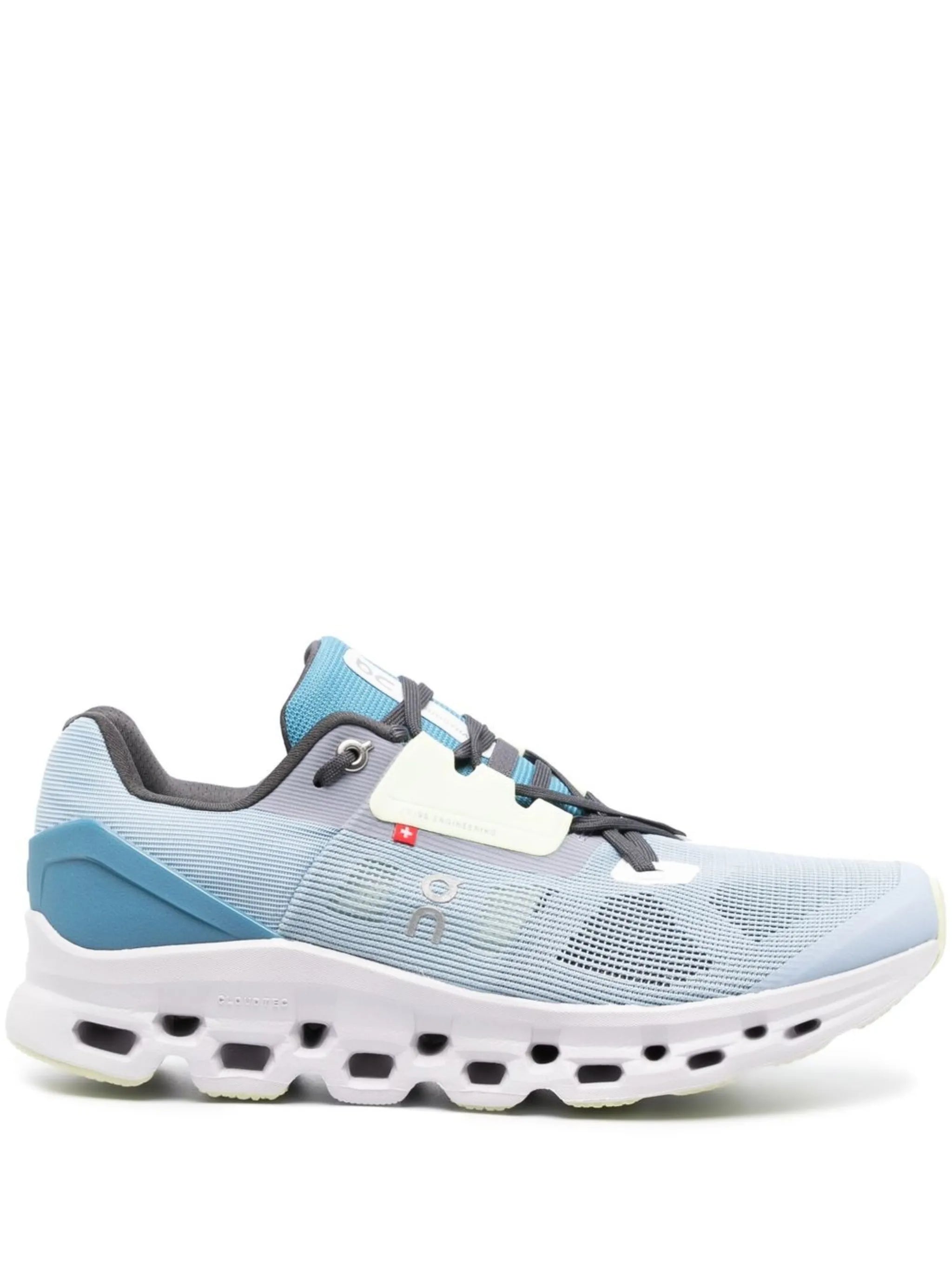 Cloudstratus low-top sneakers