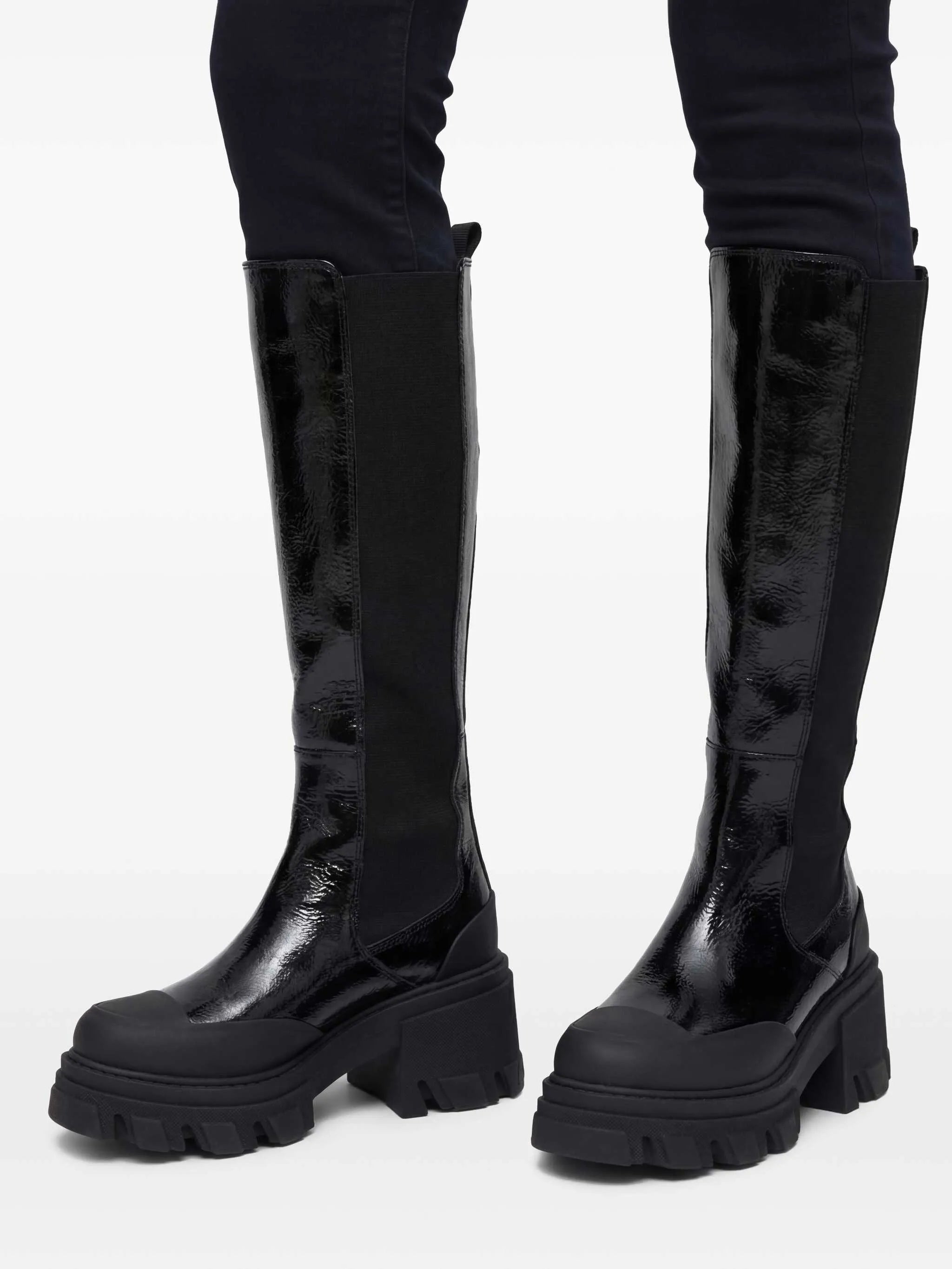 Cleated knee-high Chelsea boots