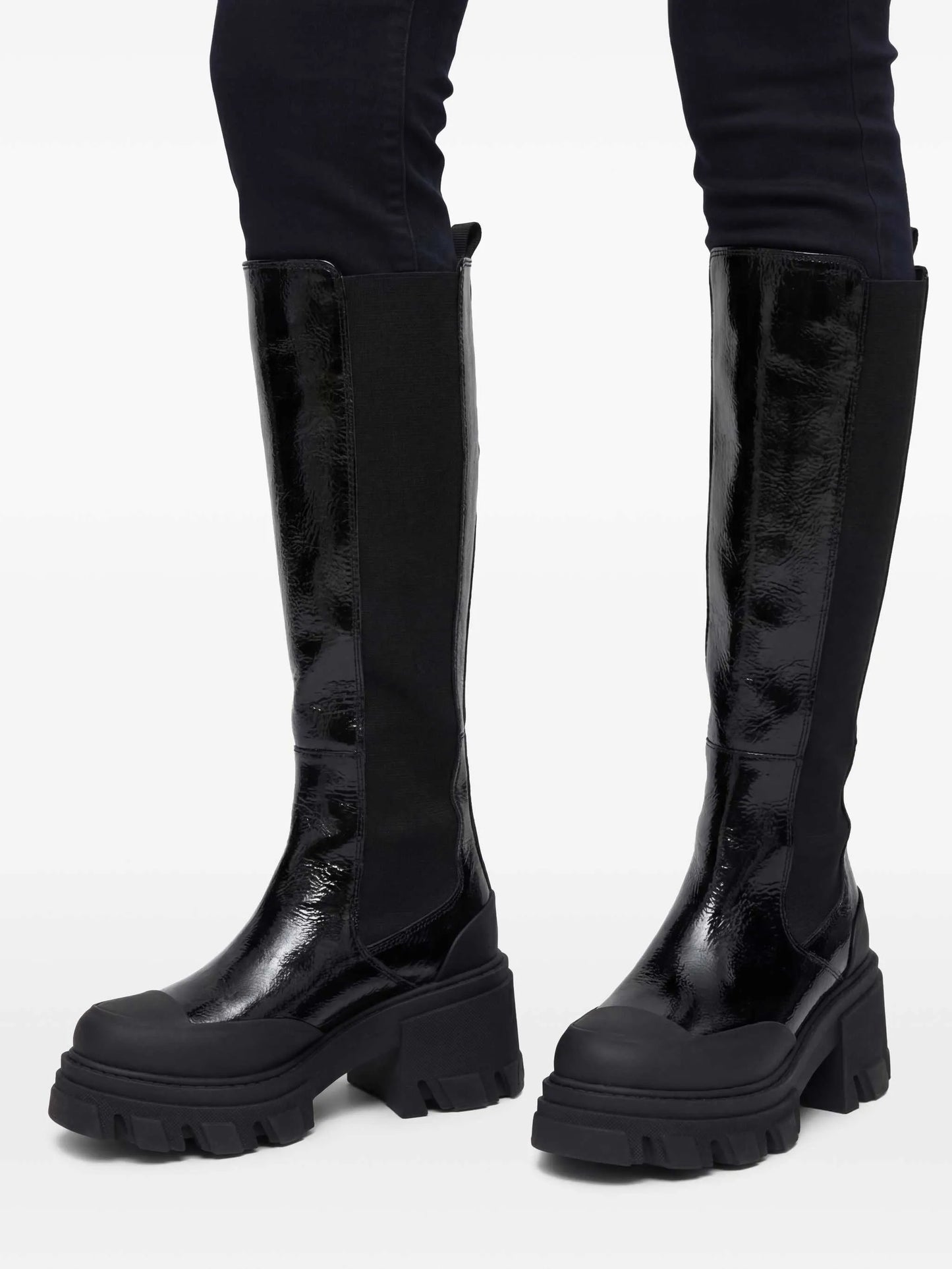 Cleated knee-high Chelsea boots