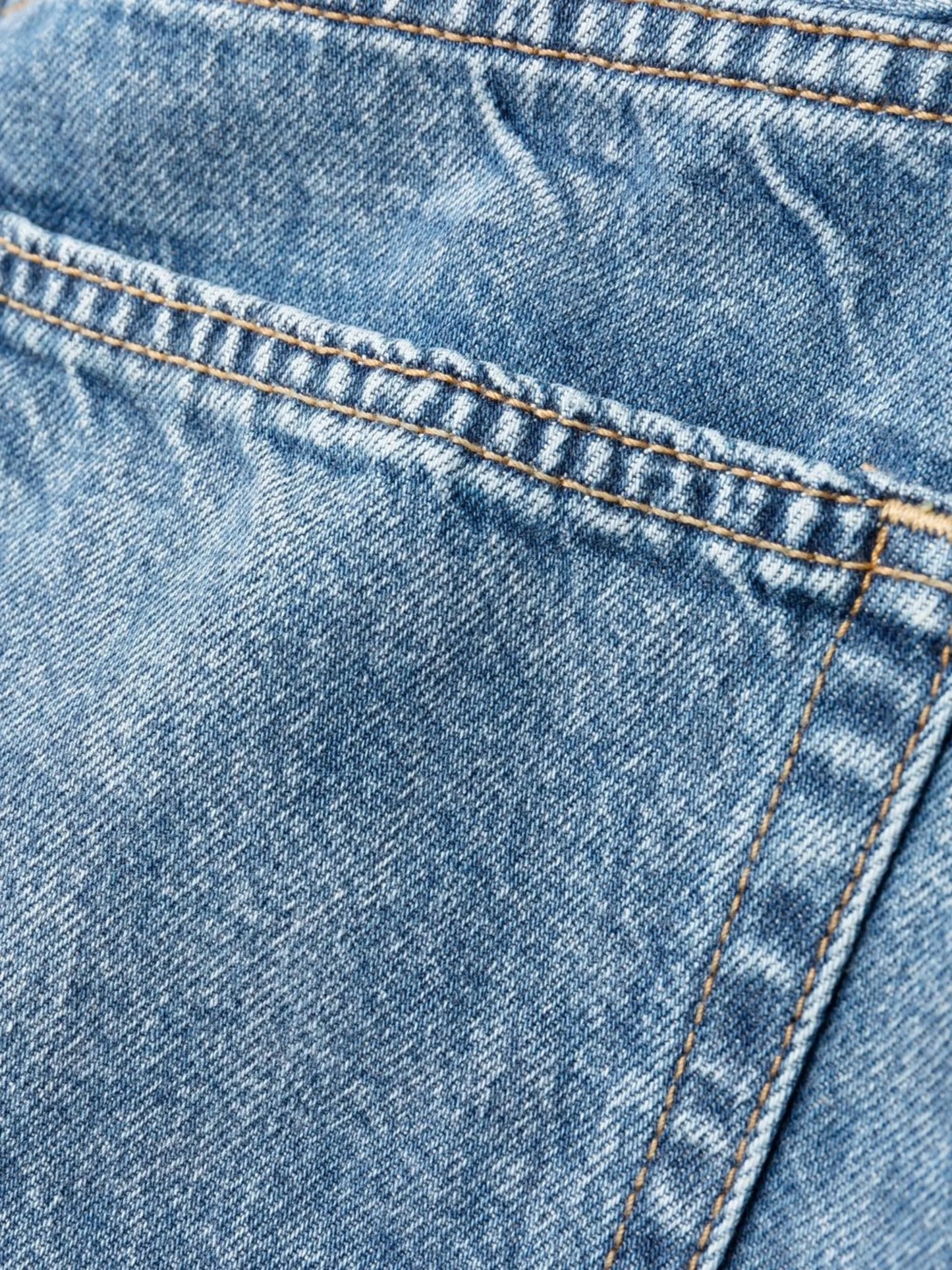 wide-leg jeans