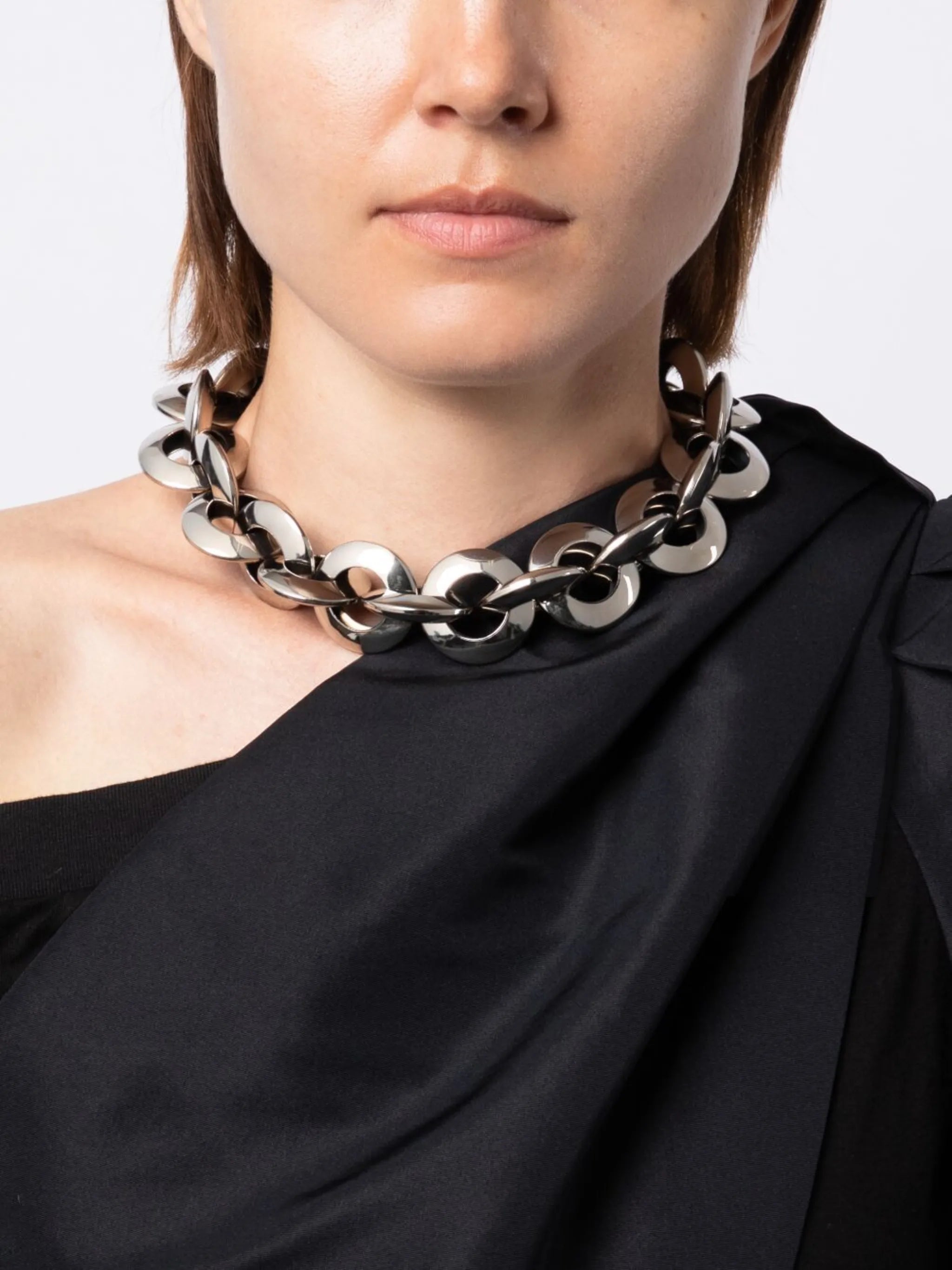 Eyelet chain choker necklace