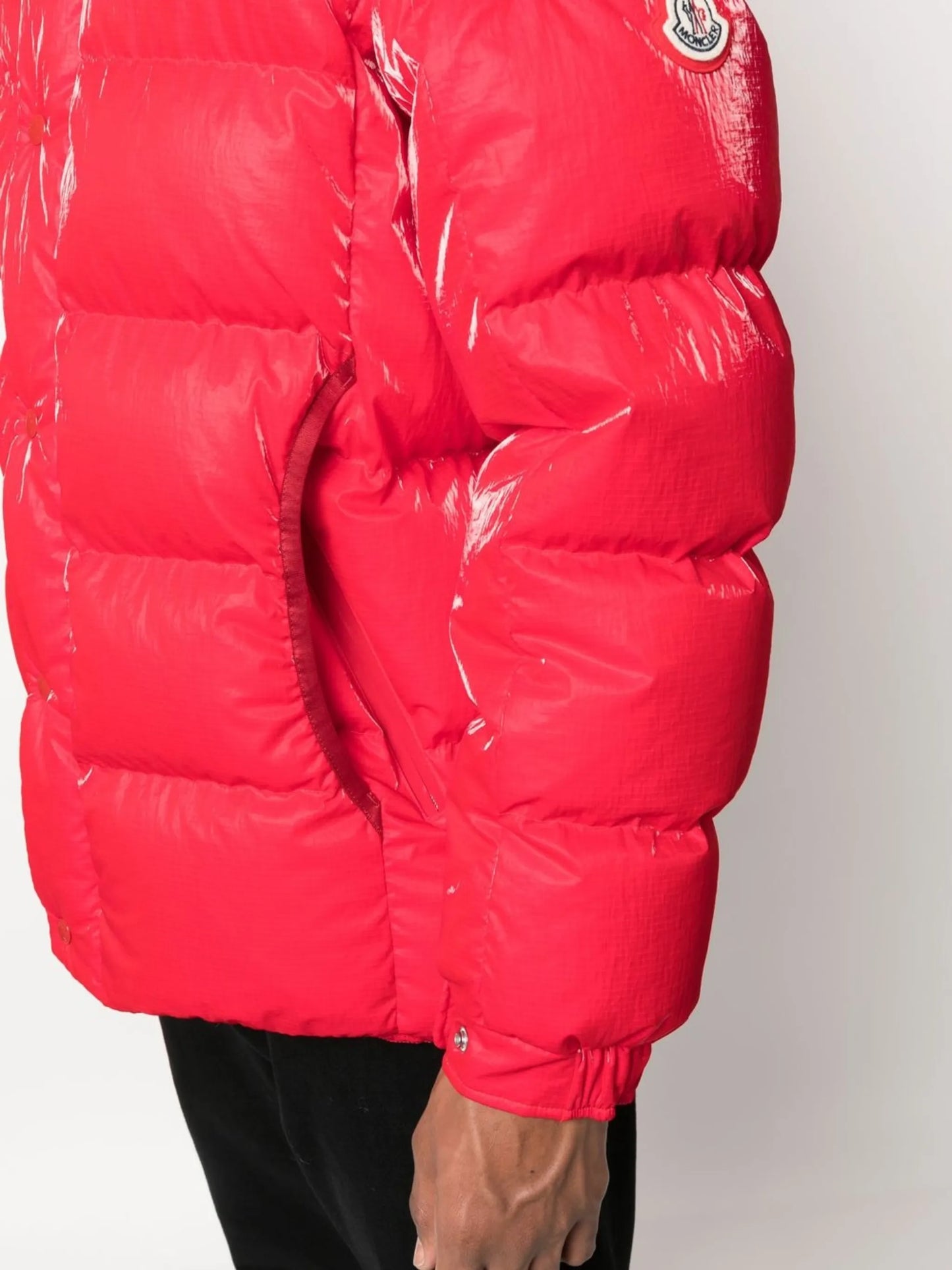 padded-design zipped-up jacket