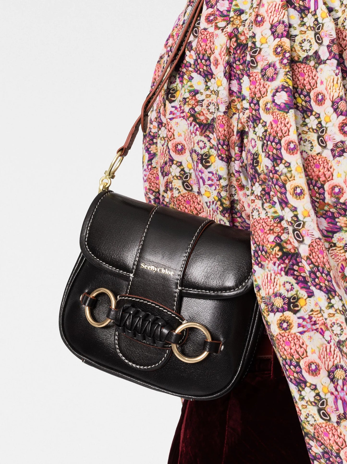 Saddie ring-hardware shoulder bag