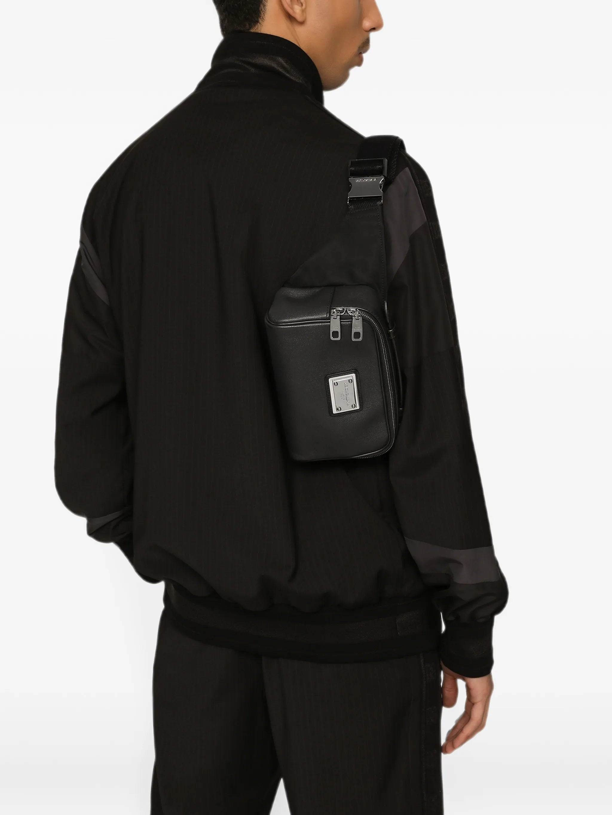 grainy belt bag