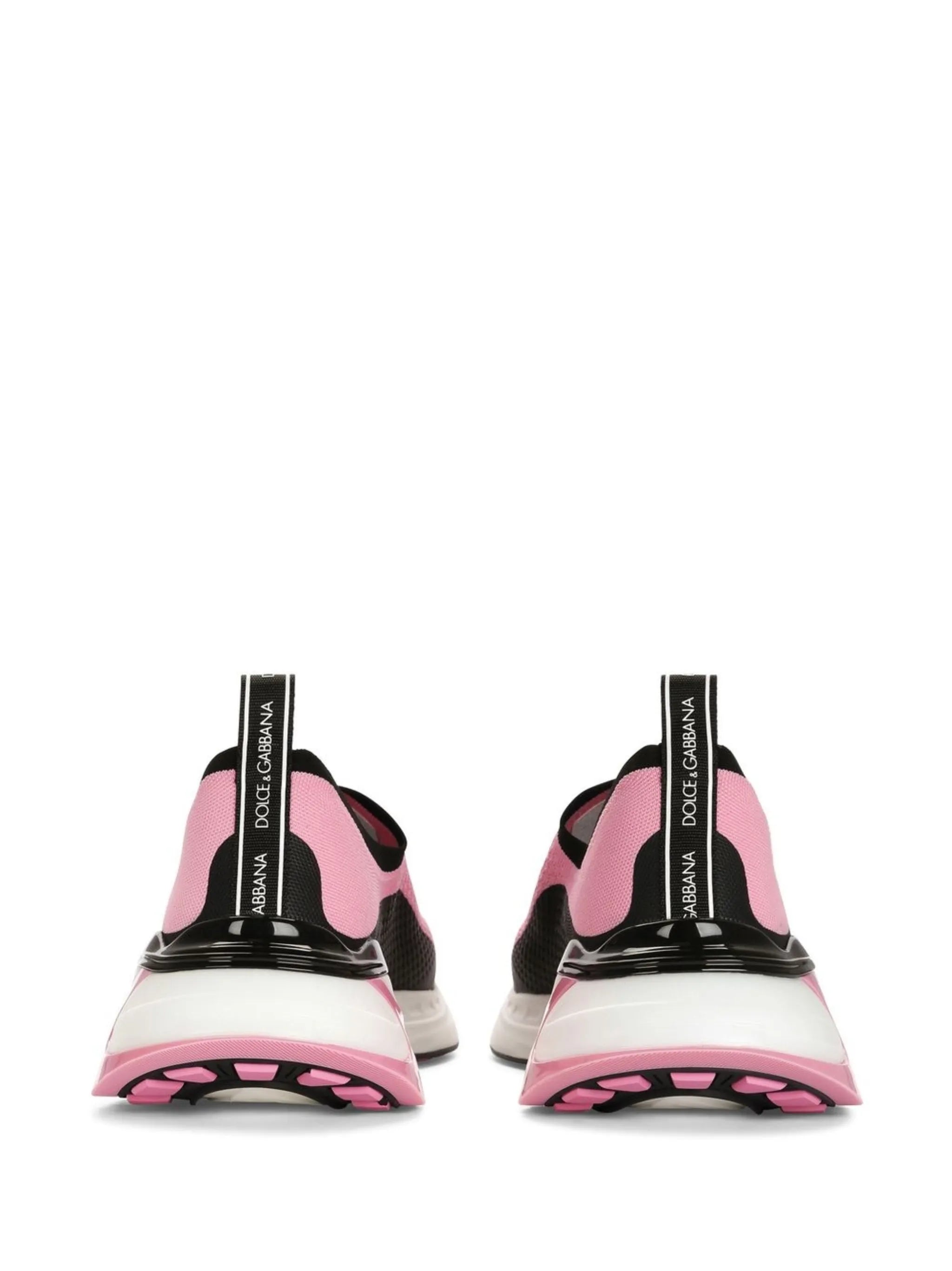 Fast mesh sneakers