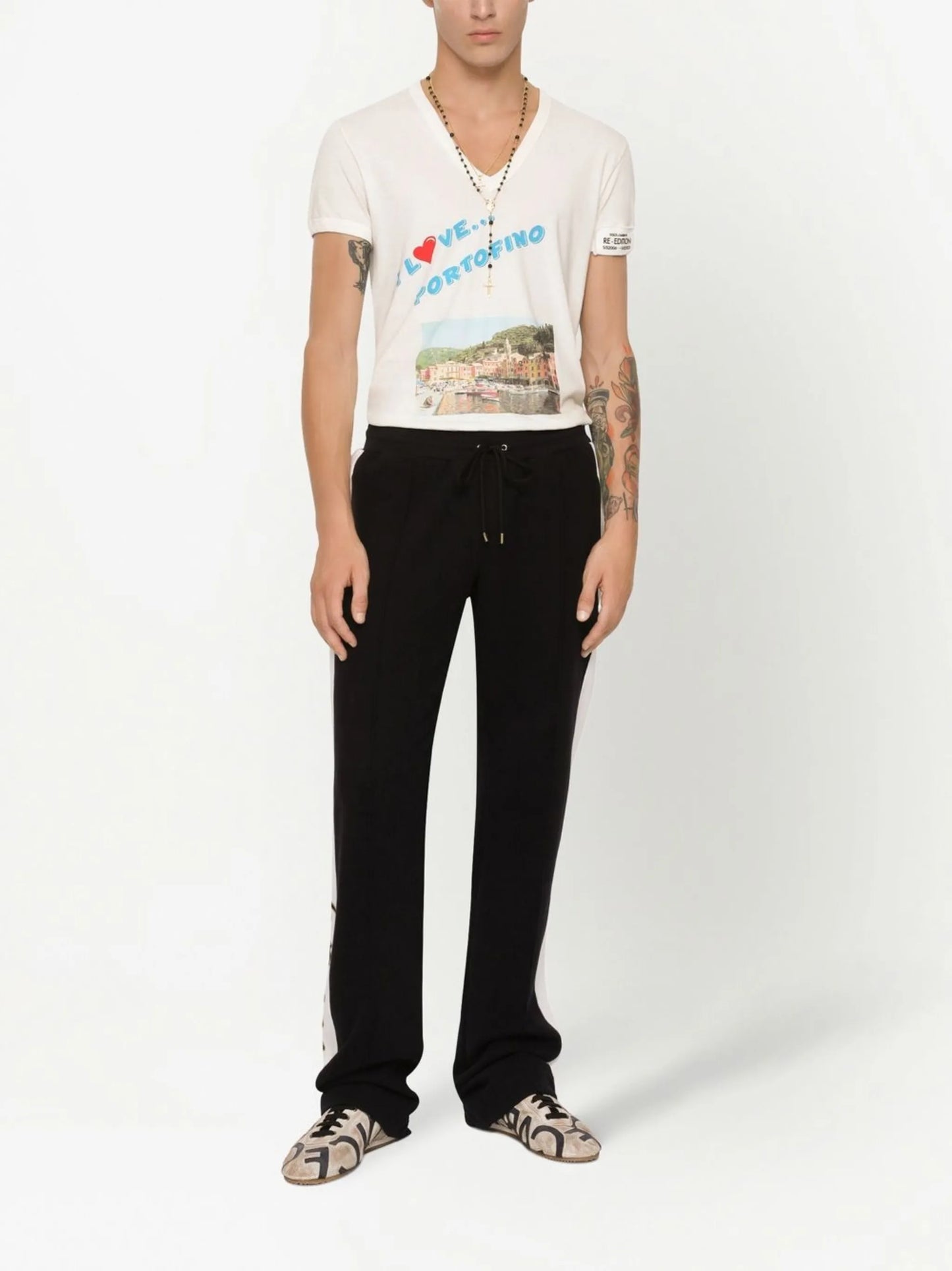 graphic print V-neck T-shirt