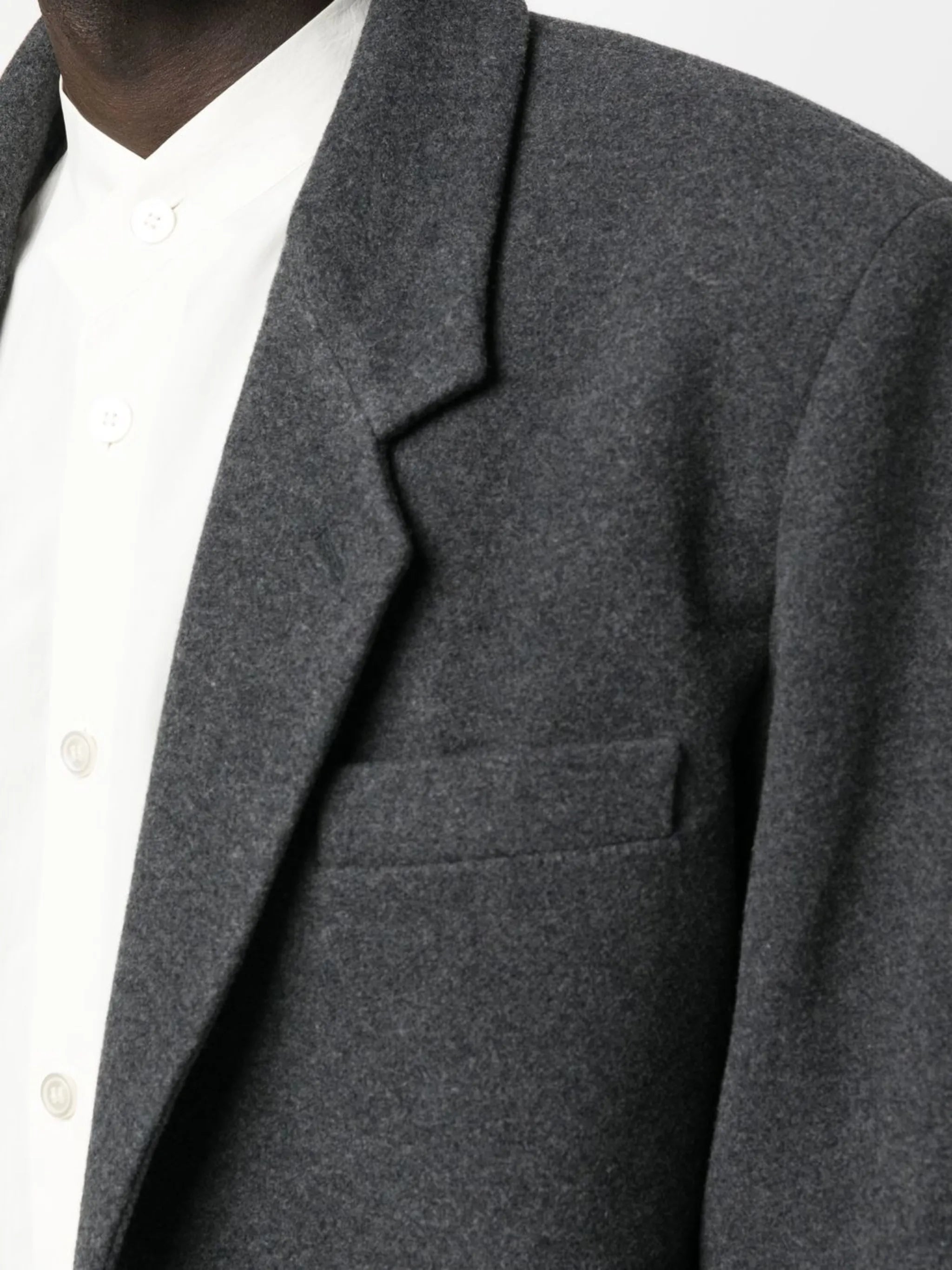 boxy single-breasted blazer