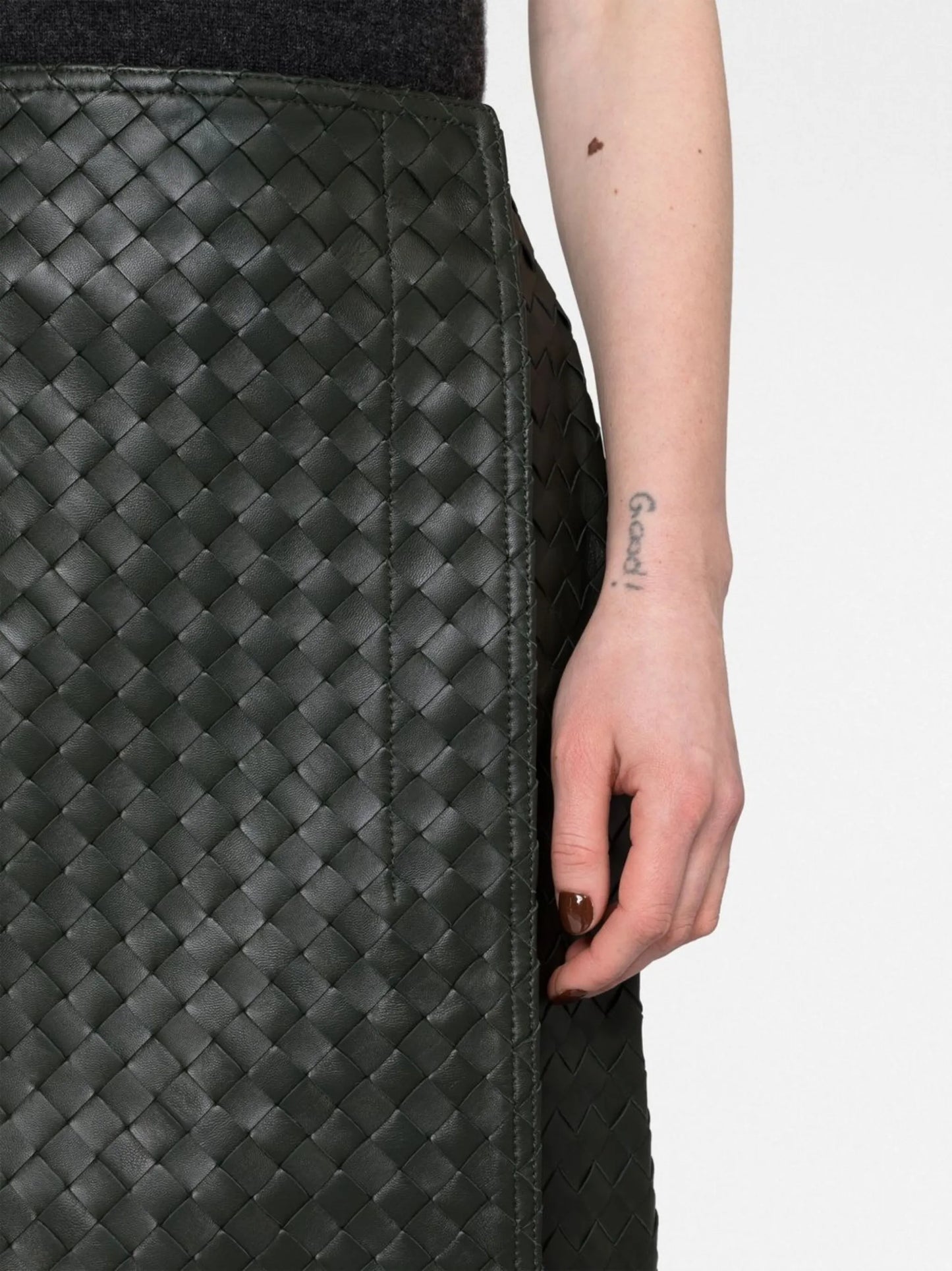 Intrecciato leather high-waisted skirt