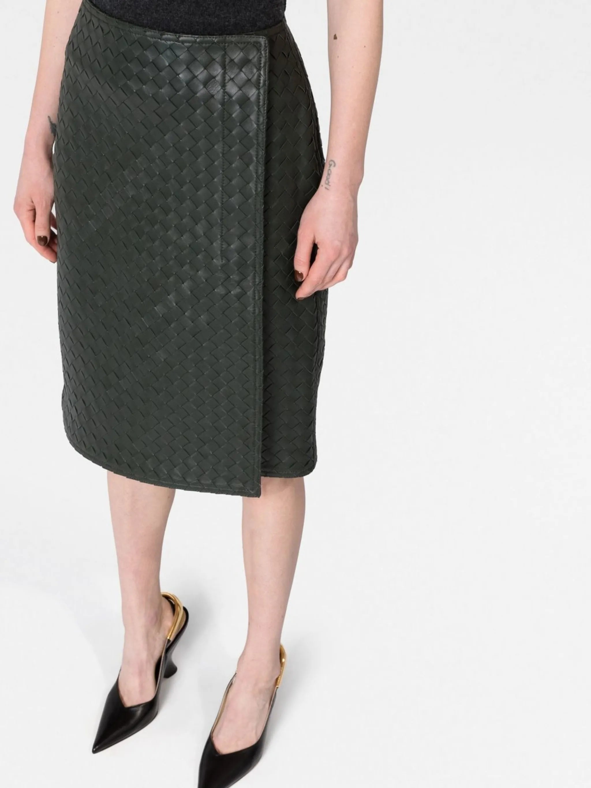 Intrecciato leather high-waisted skirt