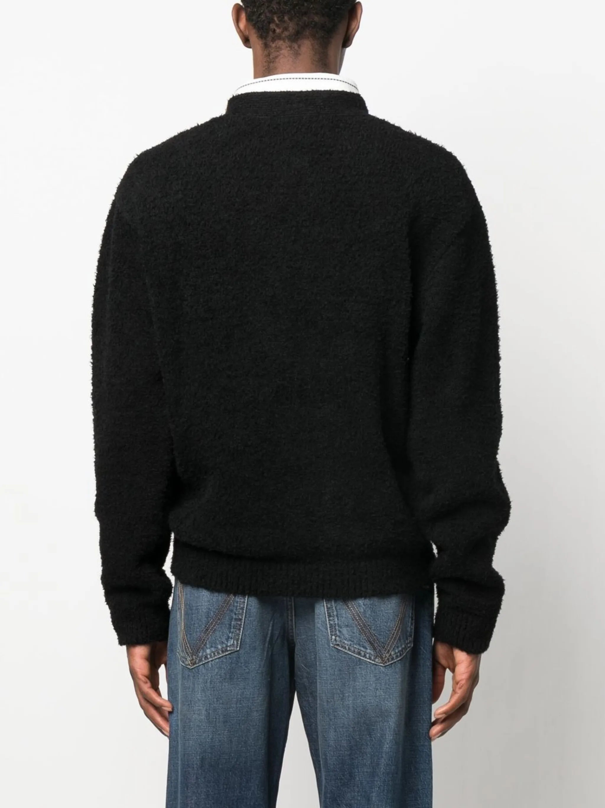 long-sleeved knitted cardigan