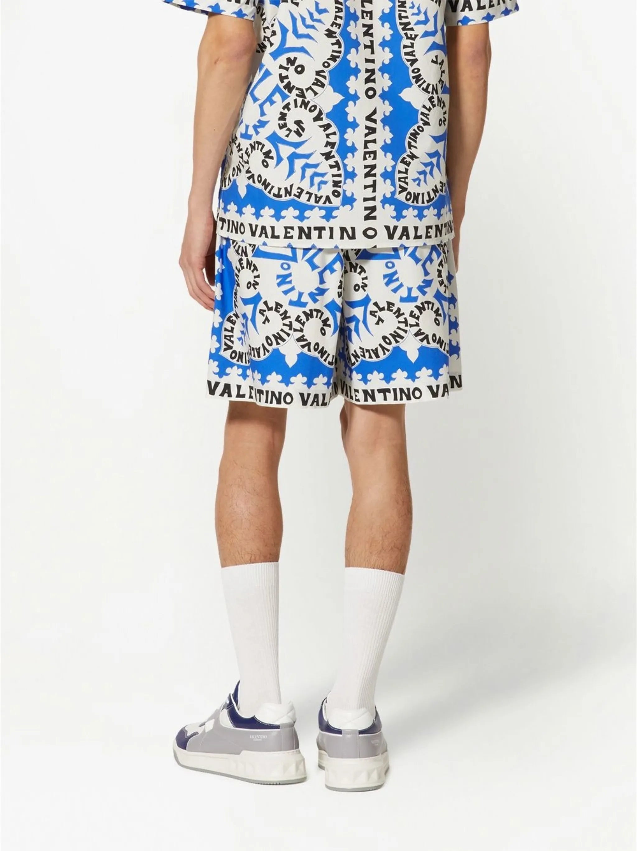 elasticated waist shorts