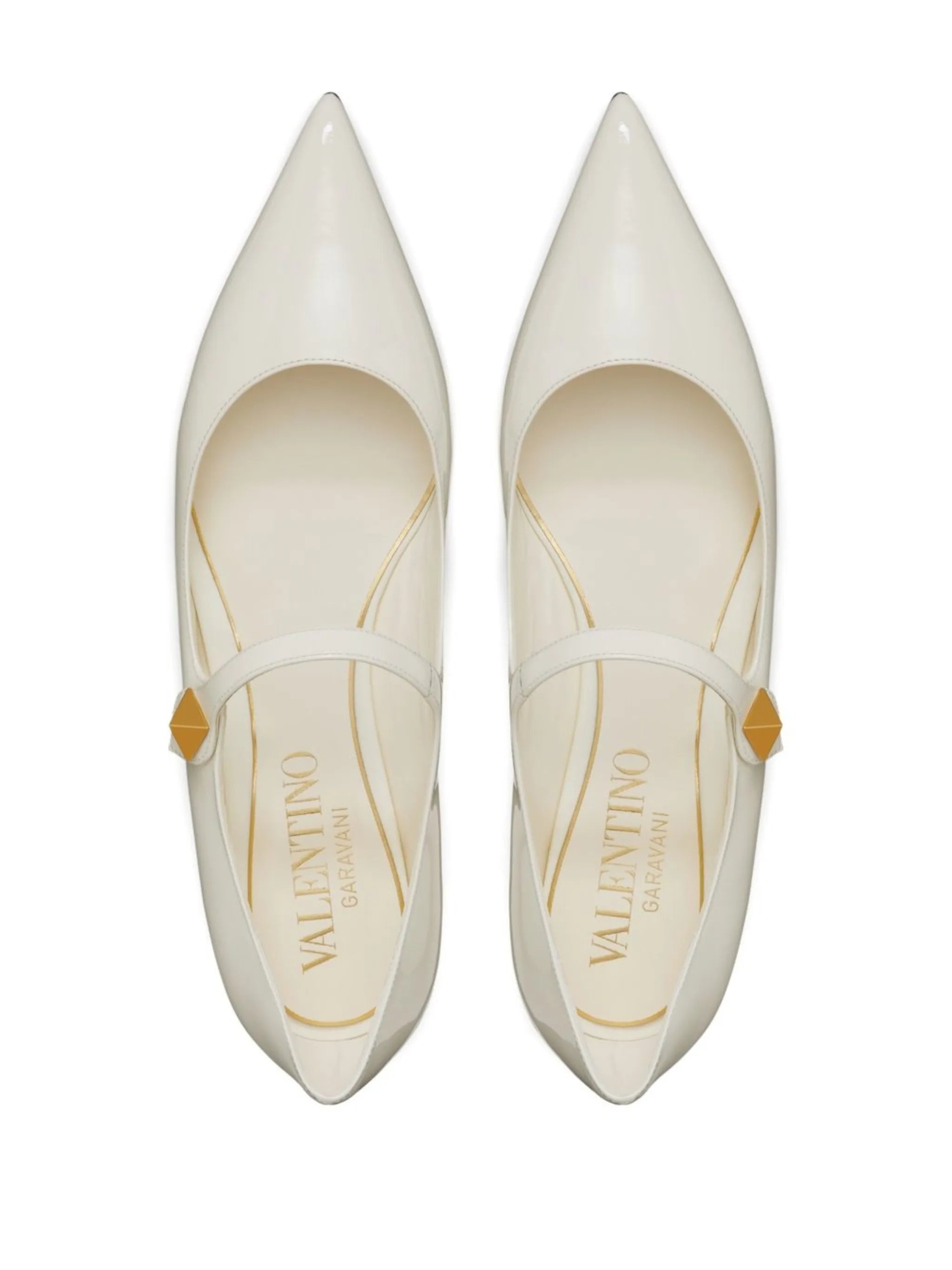 Tiptoe patent leather ballerinas