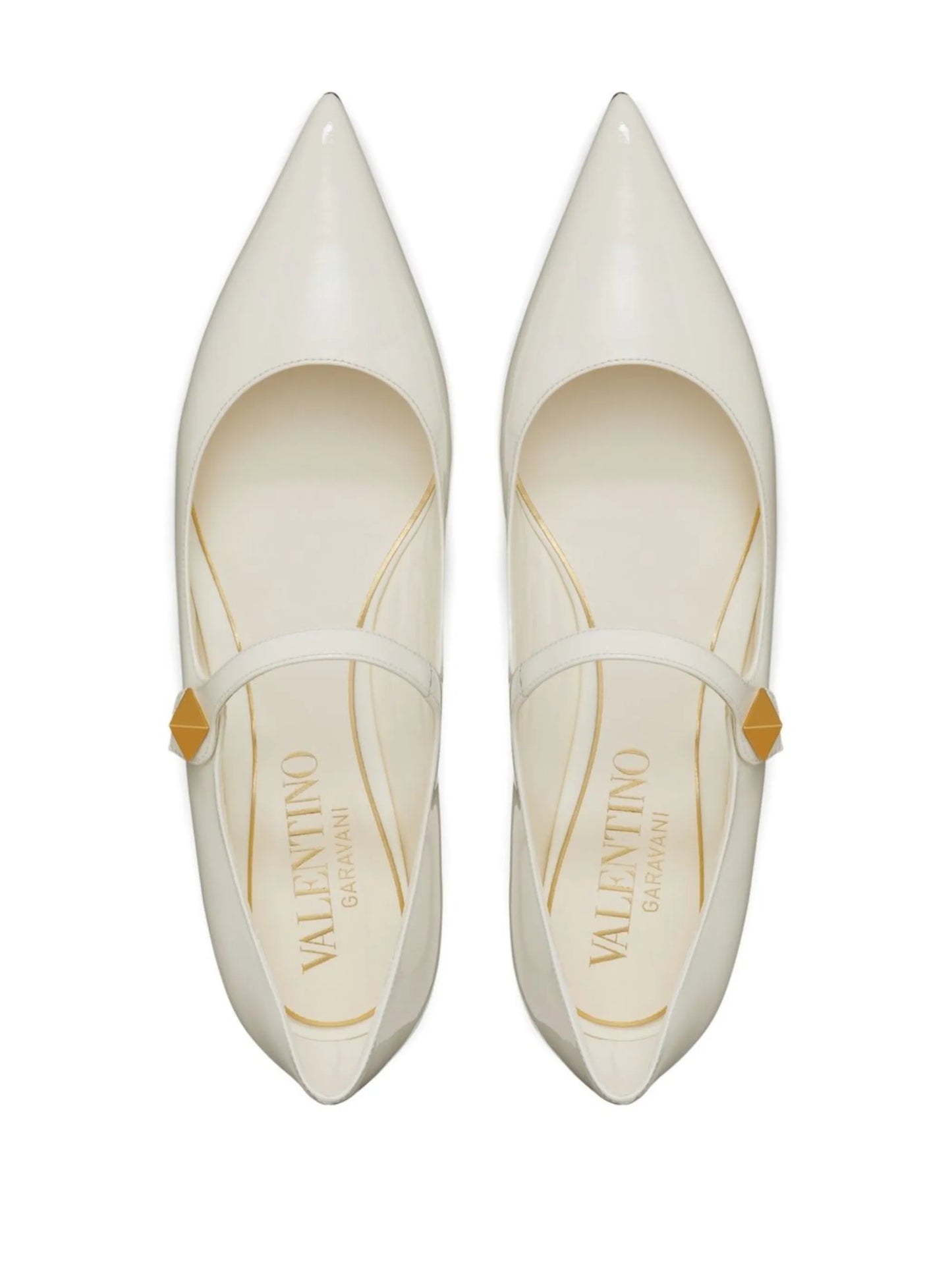 Tiptoe patent leather ballerinas