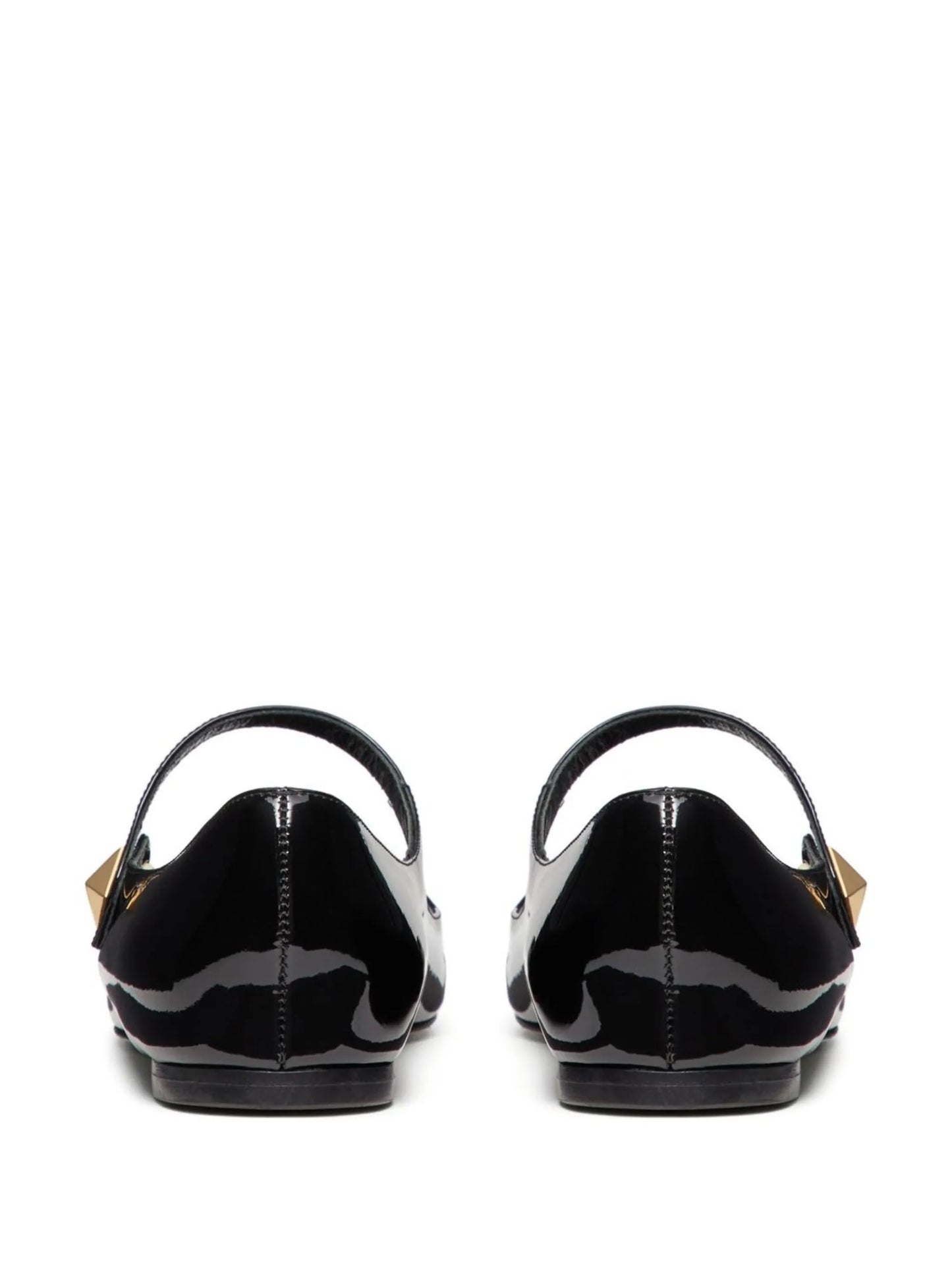 Tiptoe patent leather ballerinas