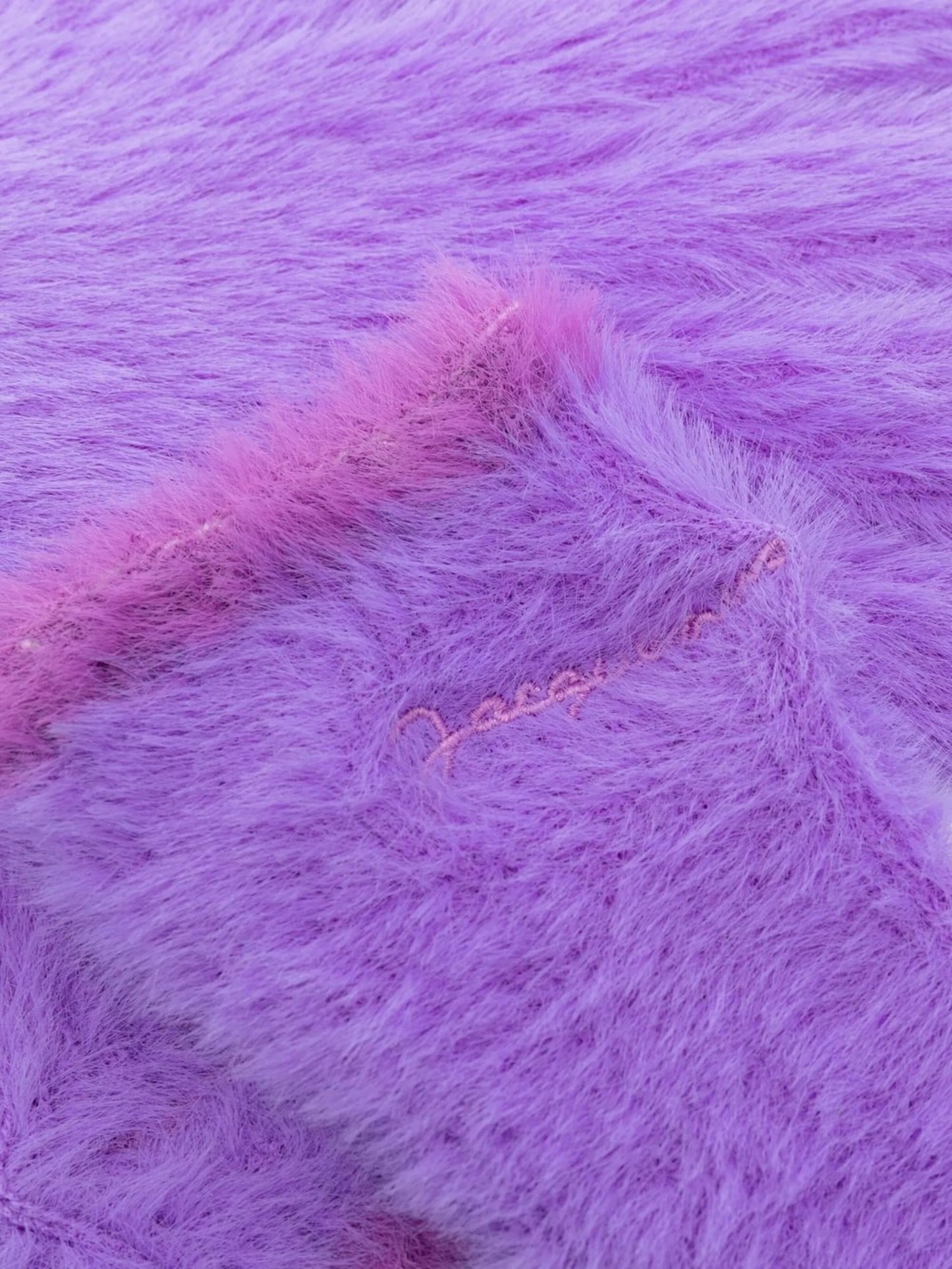 Les gants Neve fluffy gloves