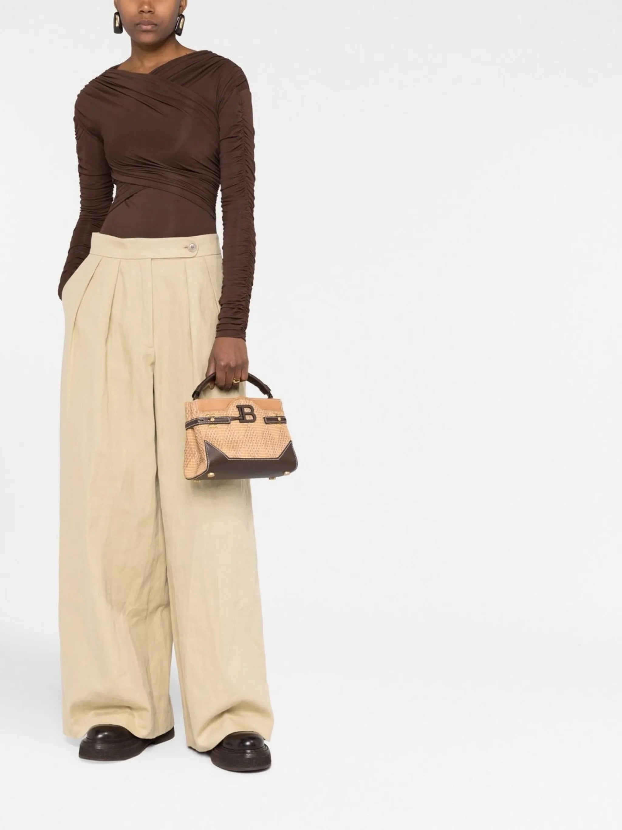 B-Buzz 22 raffia tote bag