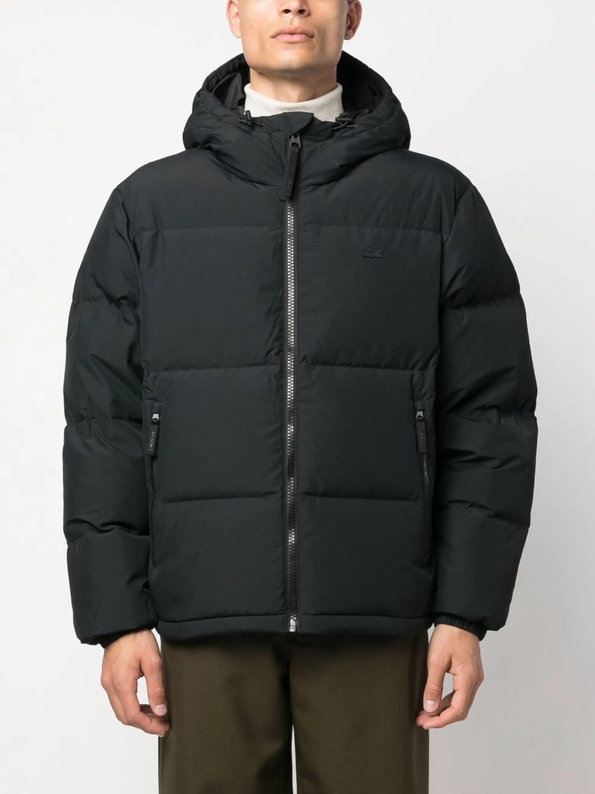 zip-fastening padded jacket