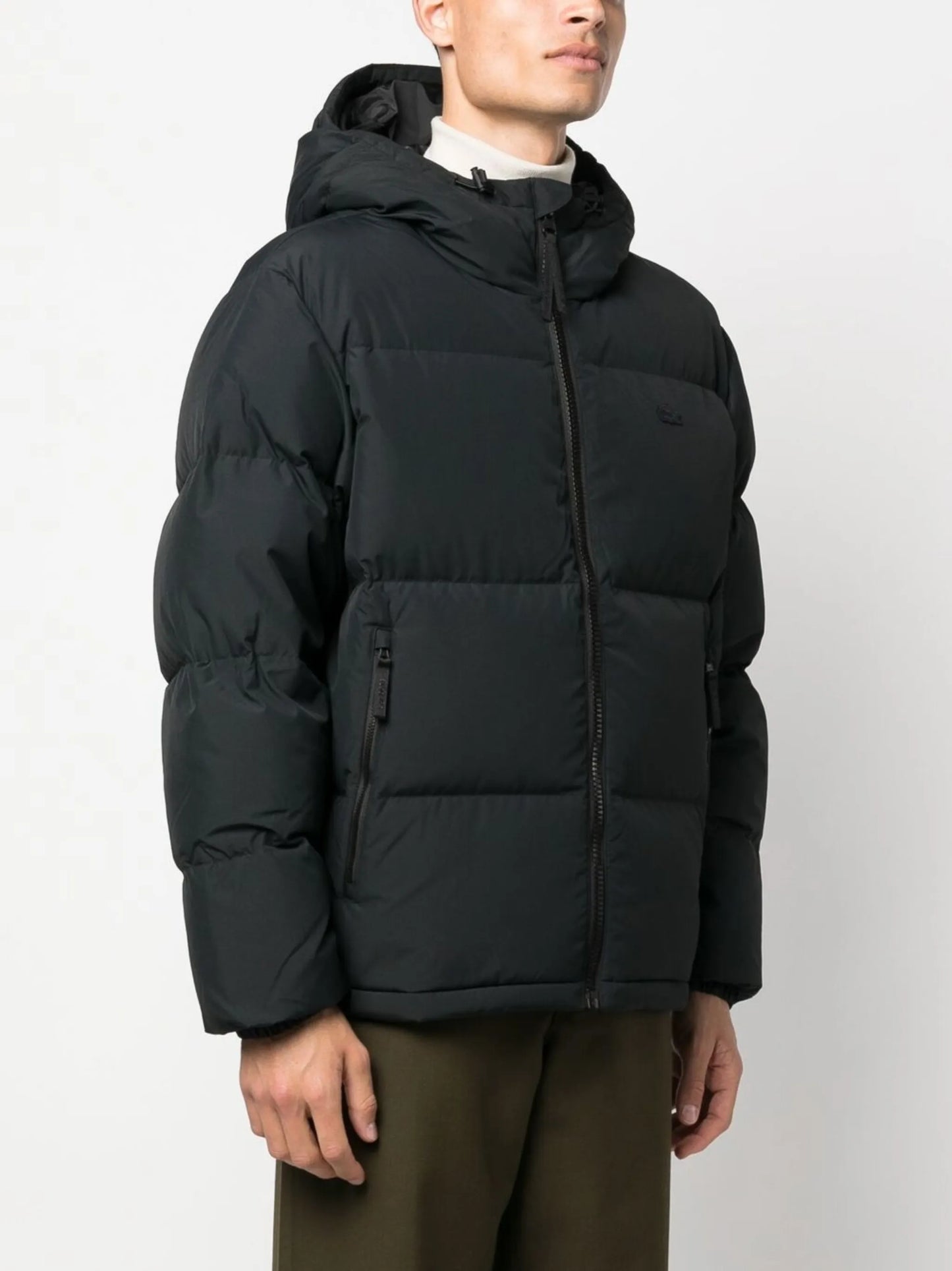 zip-fastening padded jacket