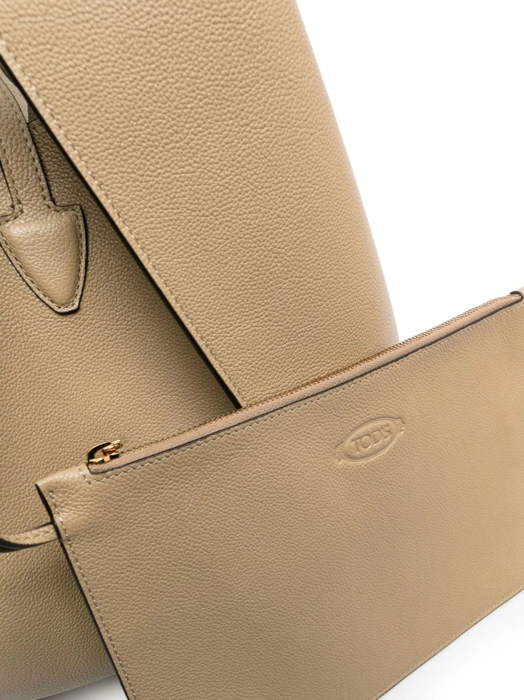 medium leather tote bag