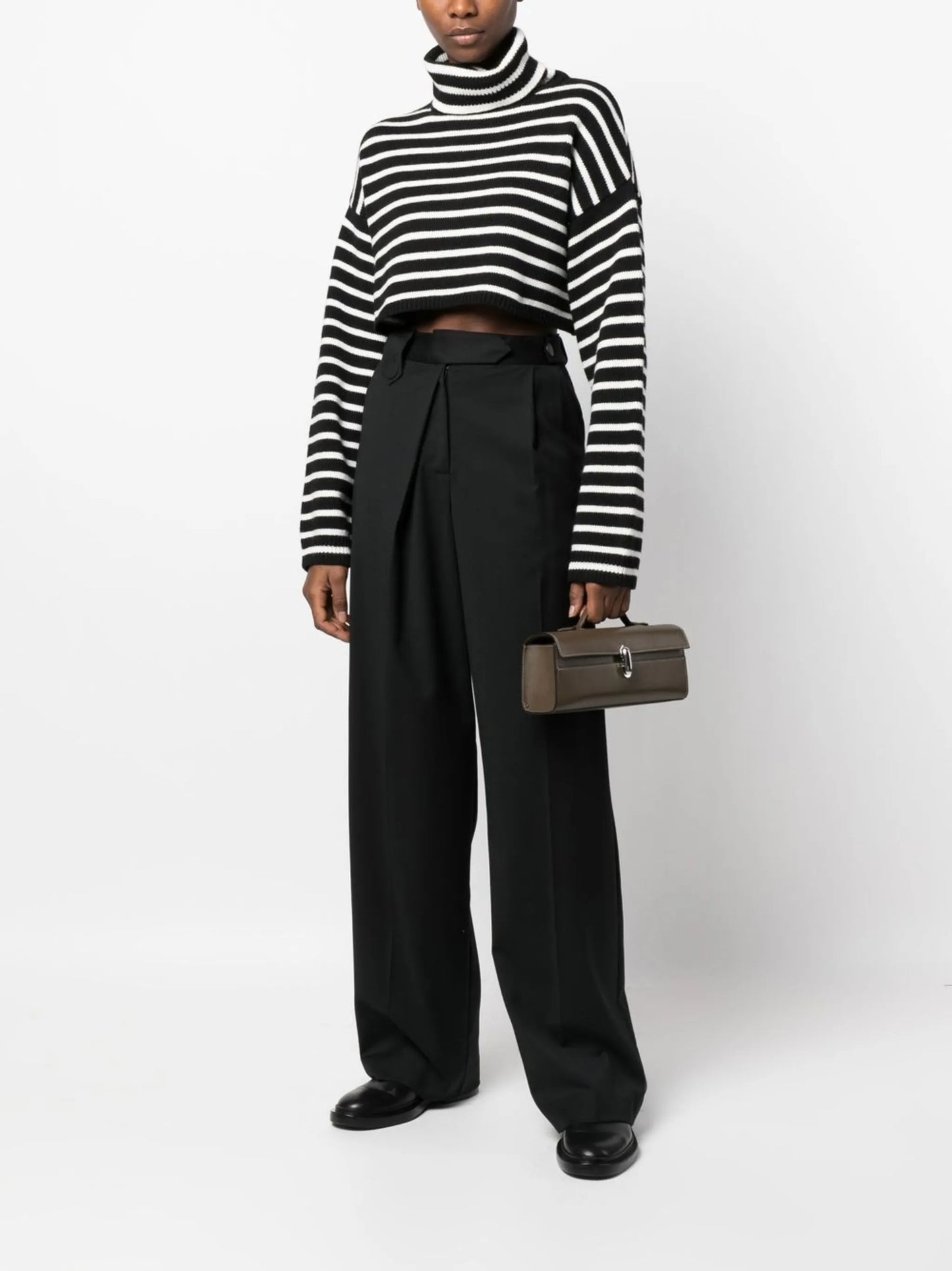 Symmetry Slim leather bag
