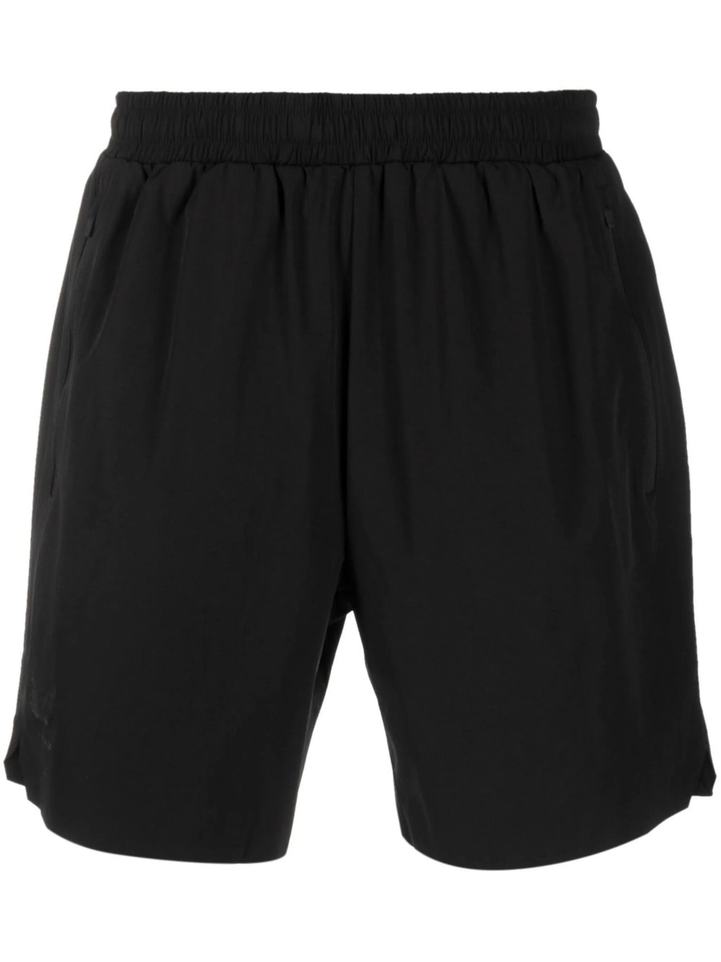 Training zip-pocket sports shorts
