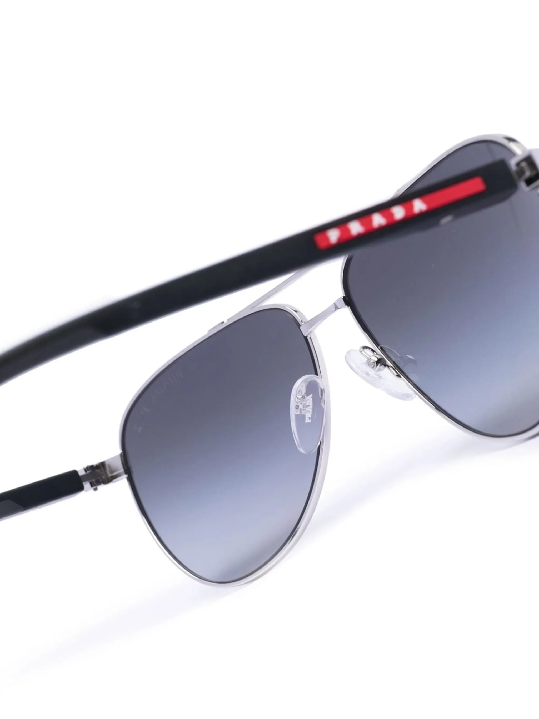 navigator tinted-lenses sunglasses