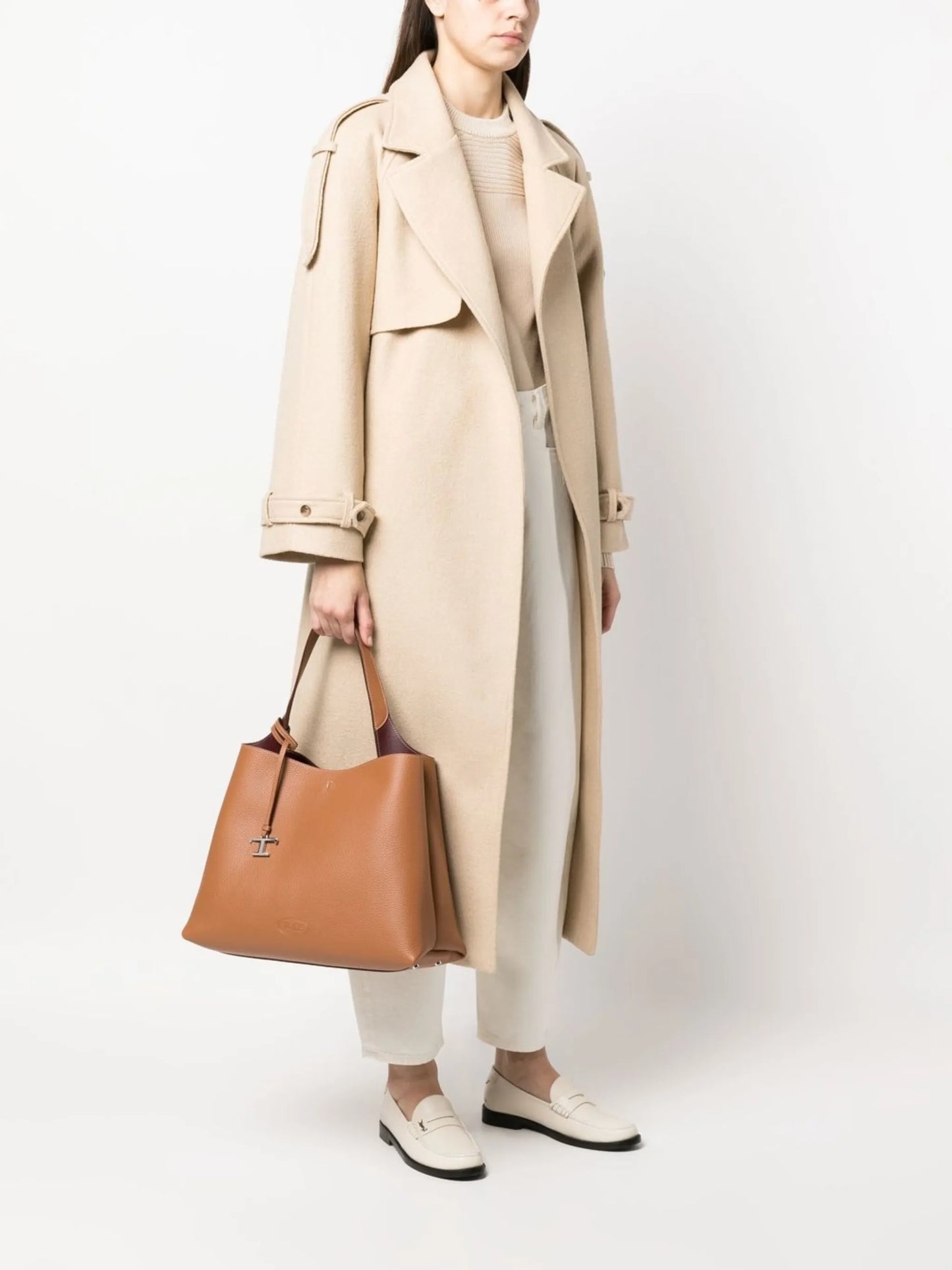 T leather shopping tote