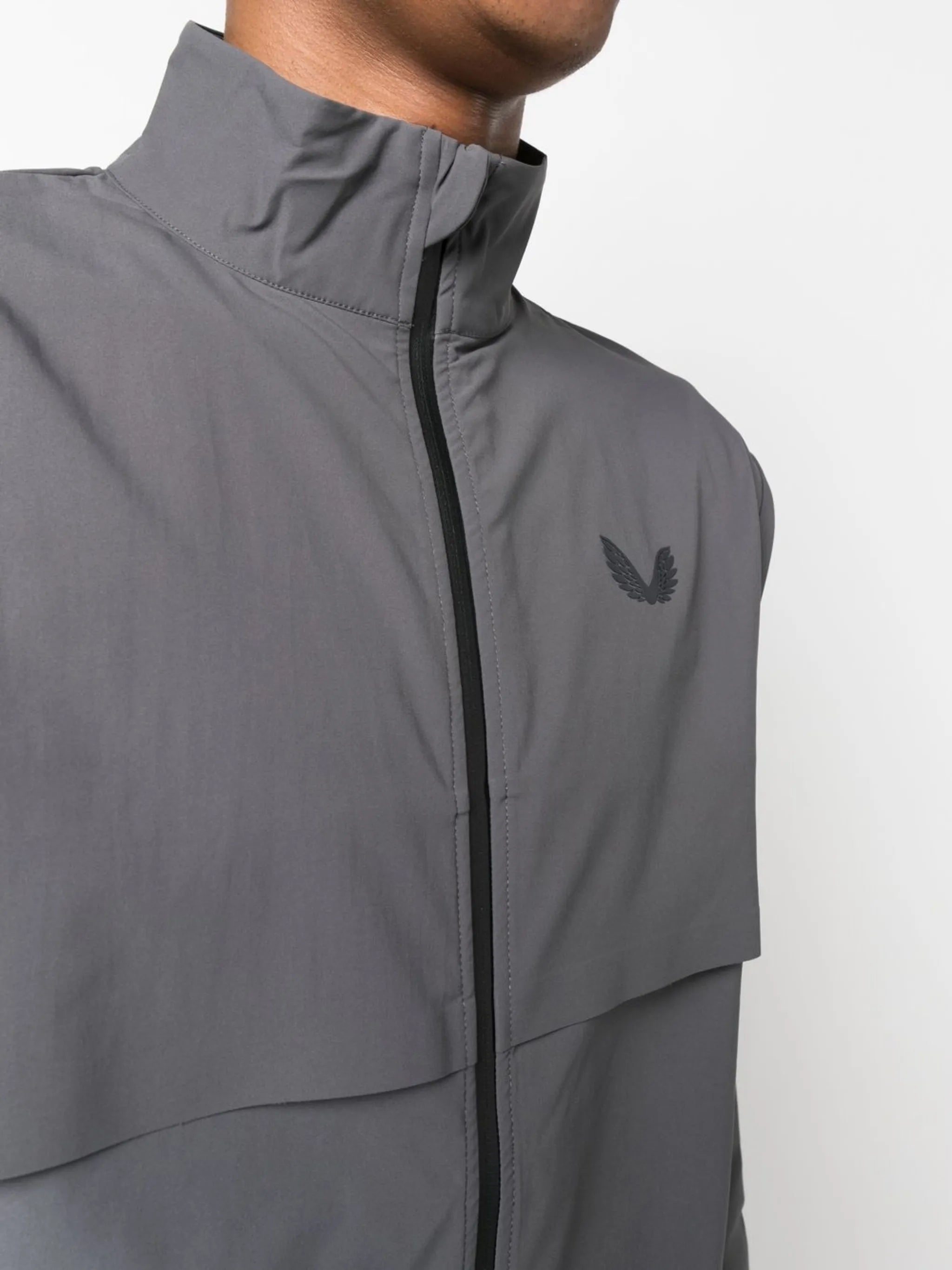 Flyweight zip sports jackt