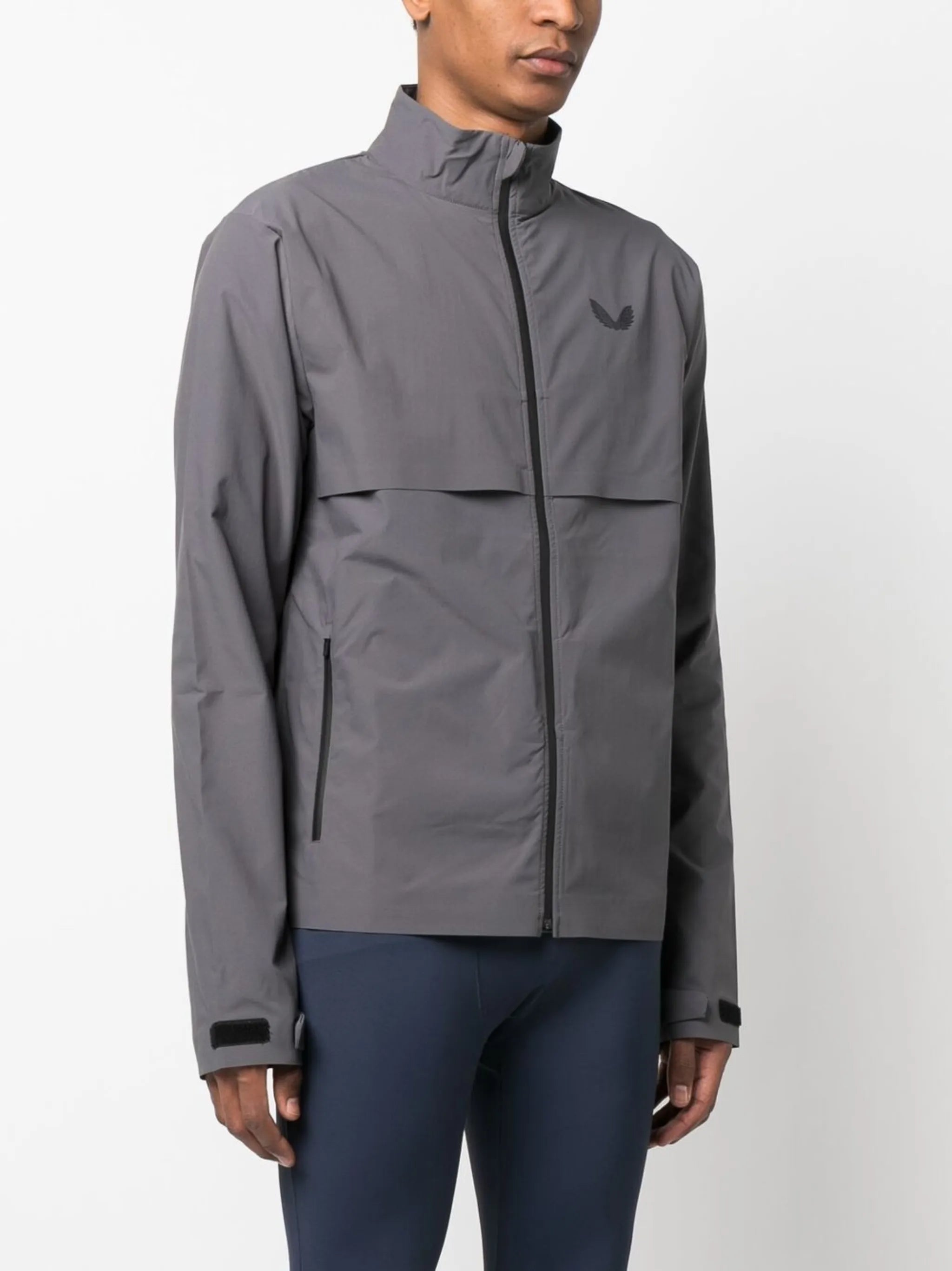 Flyweight zip sports jackt
