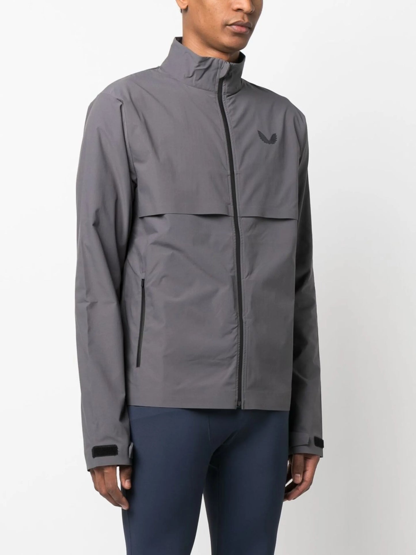 Flyweight zip sports jackt