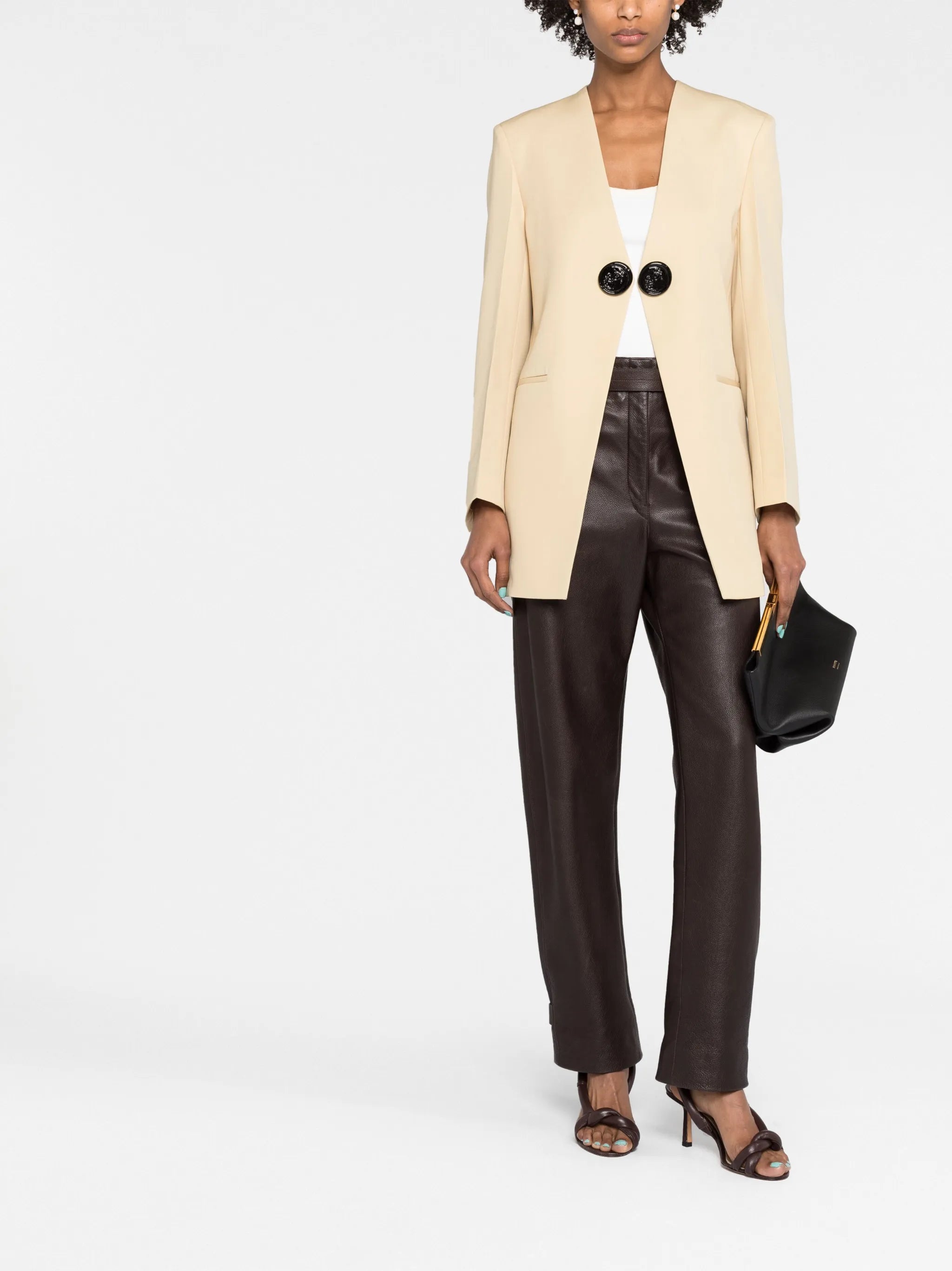 single-breasted button-fastening jacket