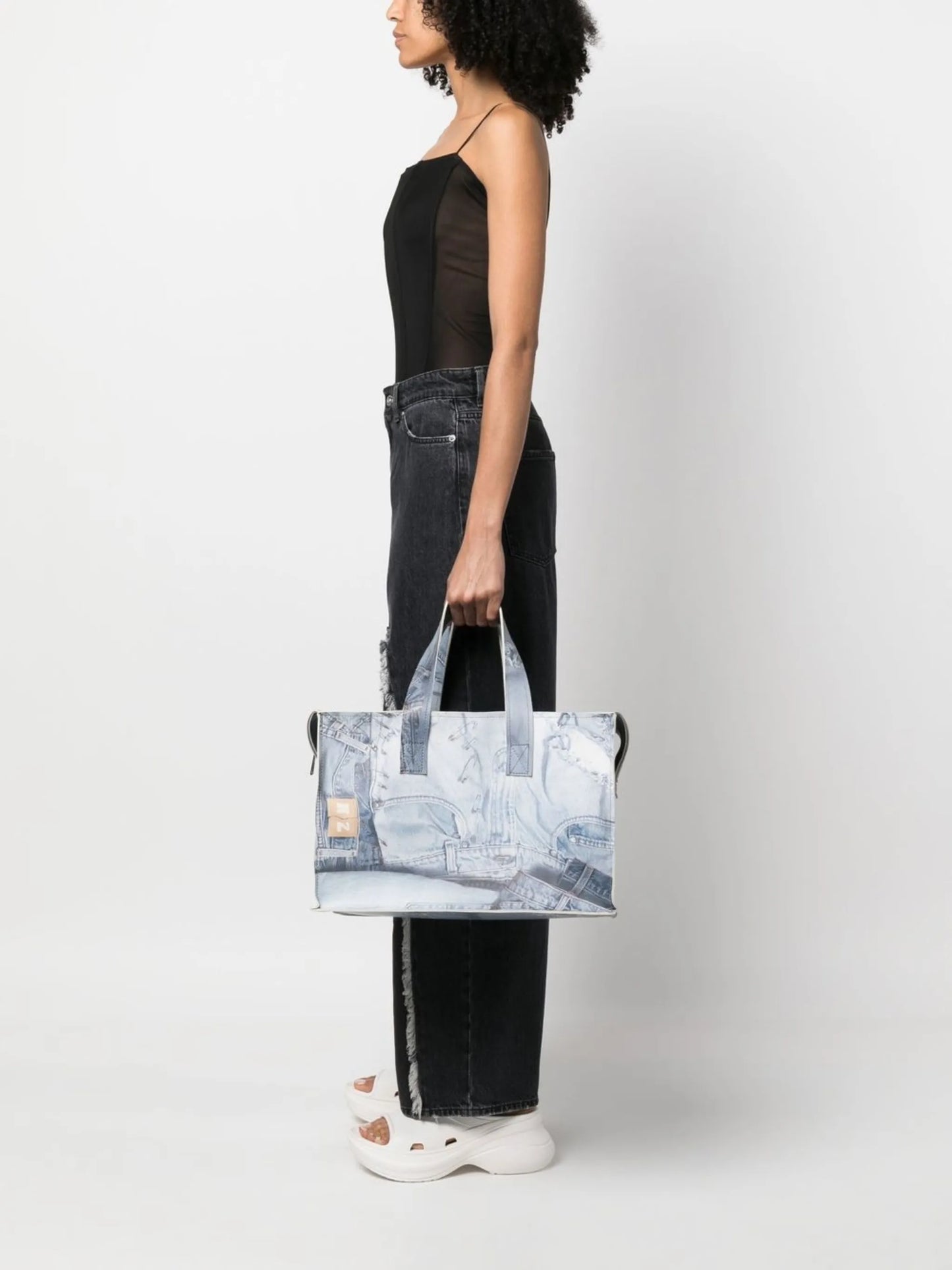 trompe l'oeil print tote bag
