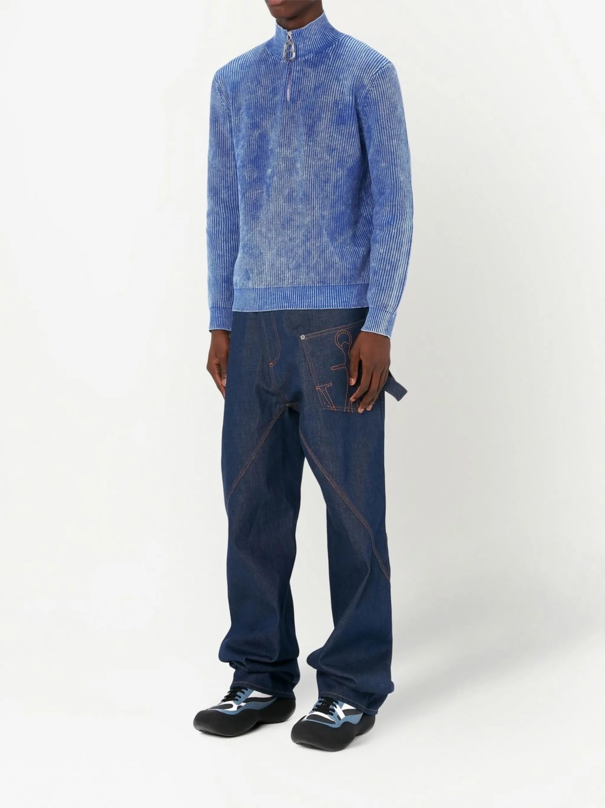 long-sleeve zip-fastening jumper