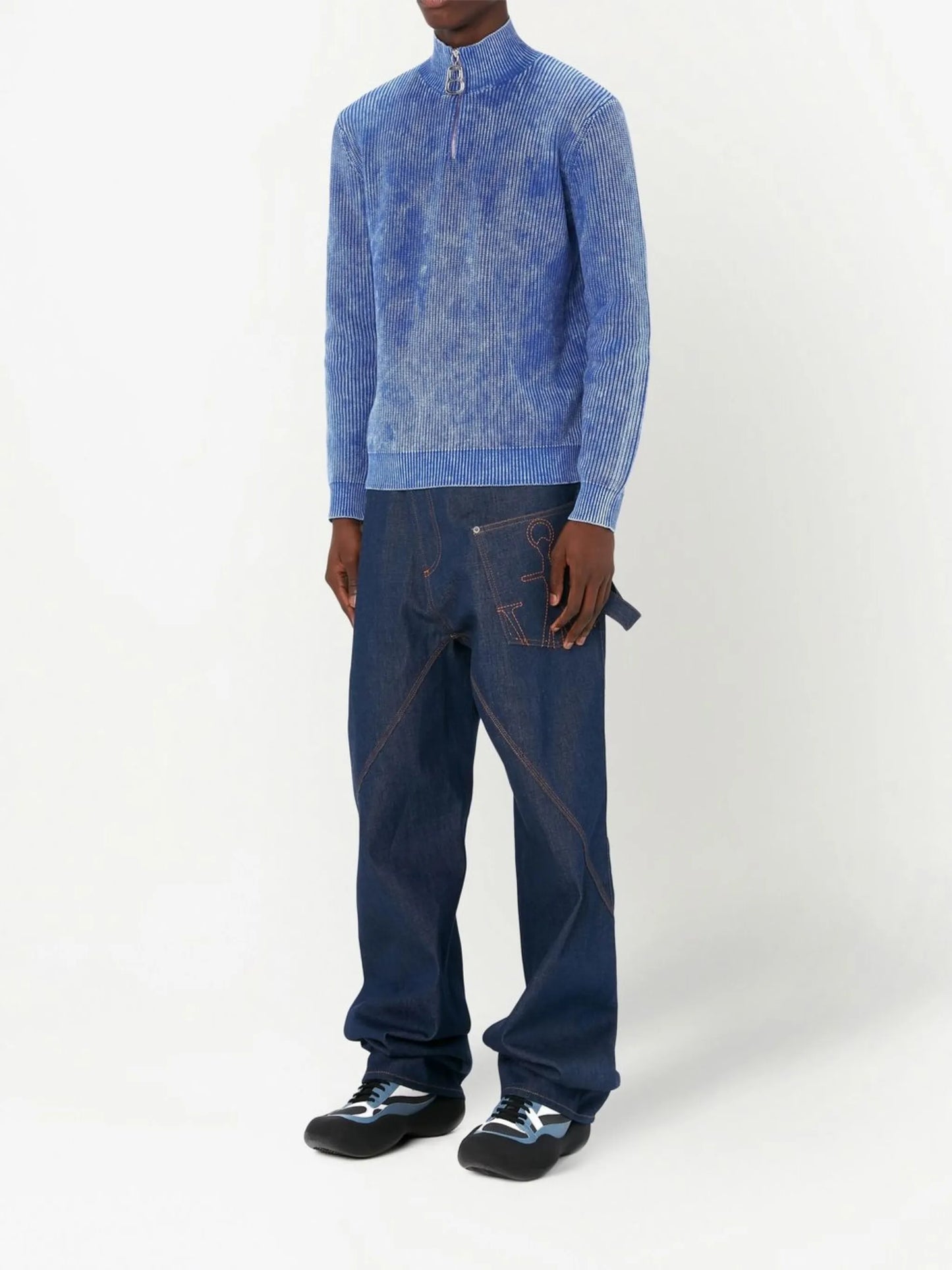 long-sleeve zip-fastening jumper