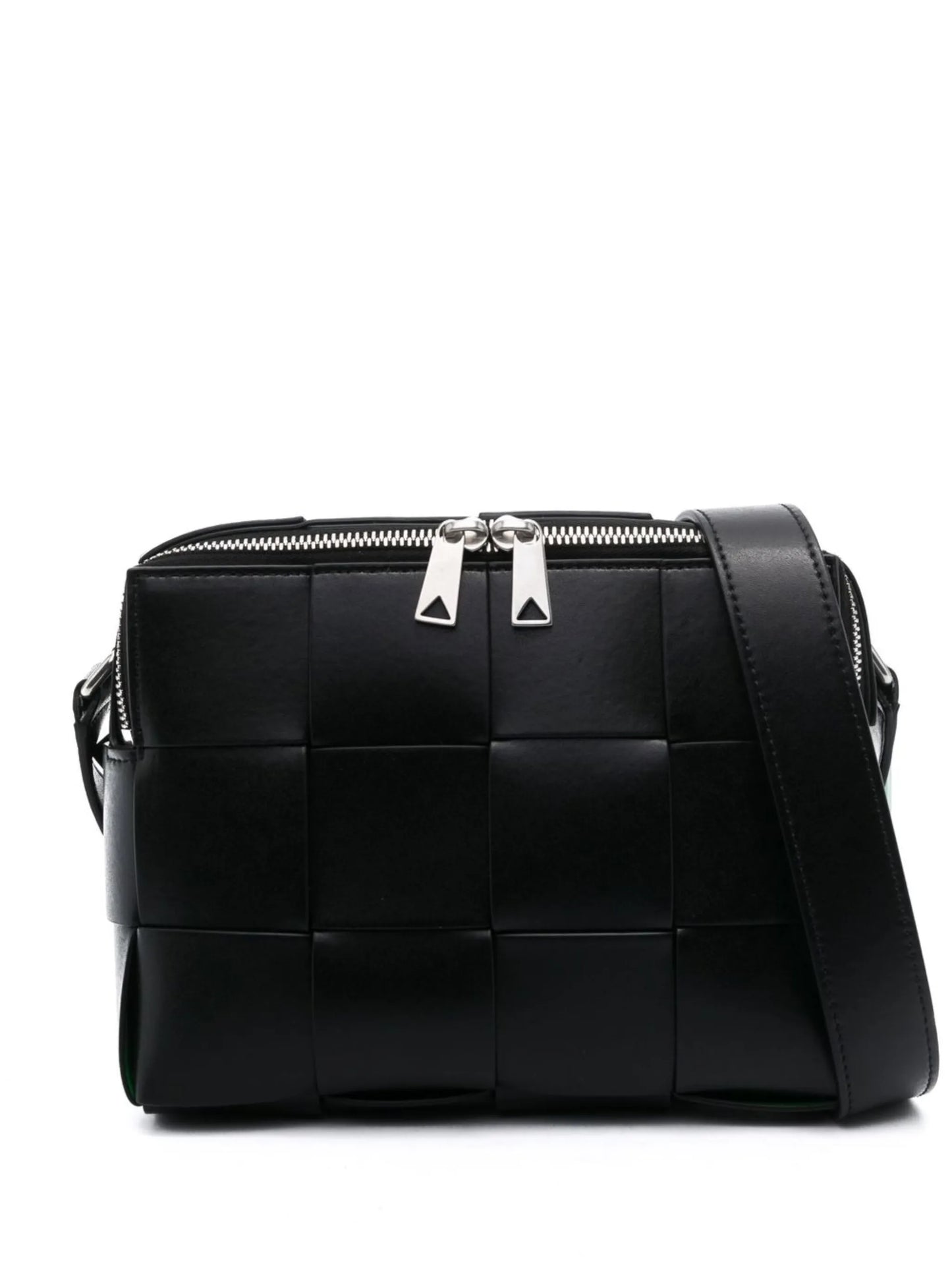 Urban leather shoulder bag
