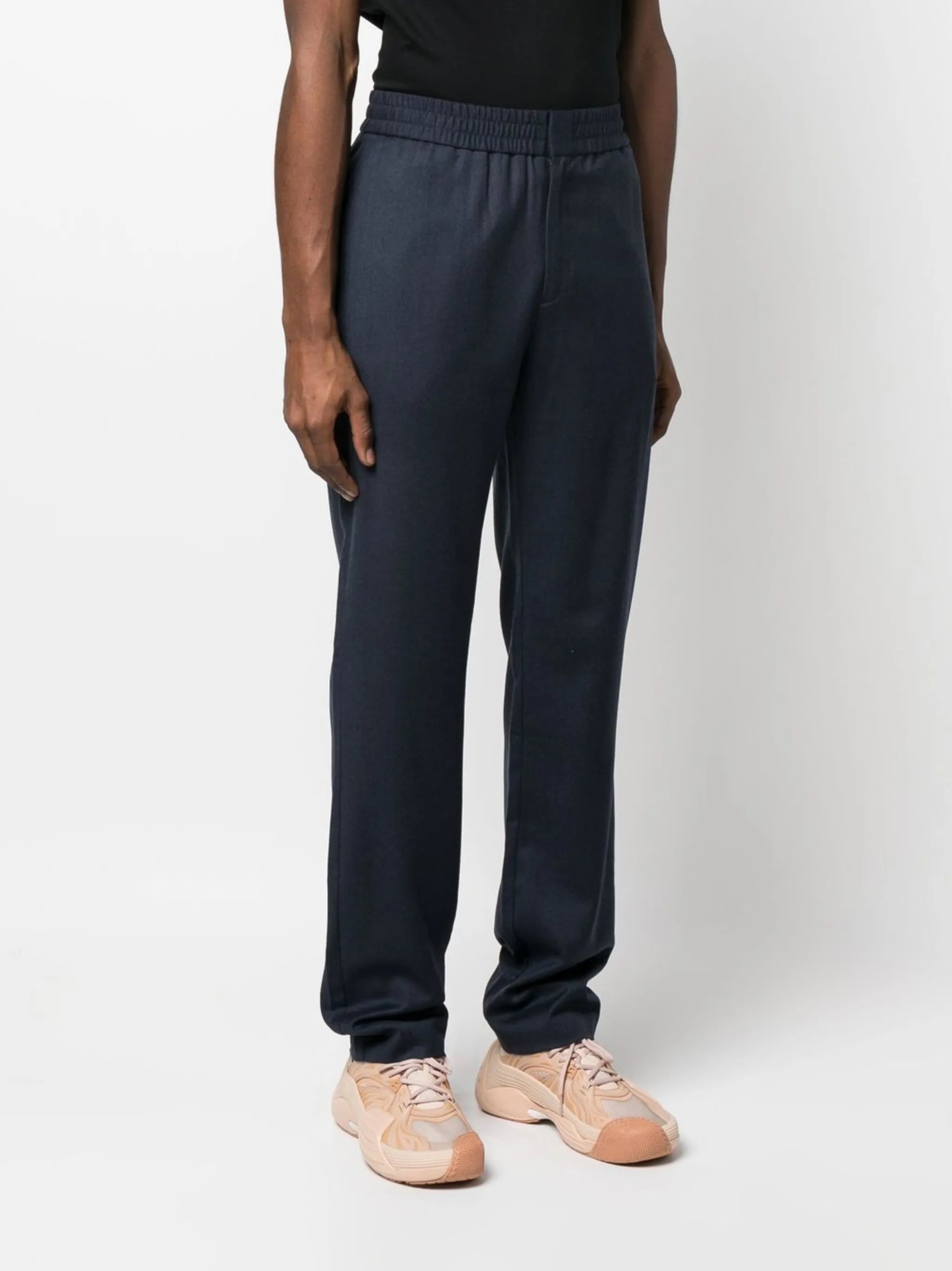 elasticated-waist straight-leg trousers