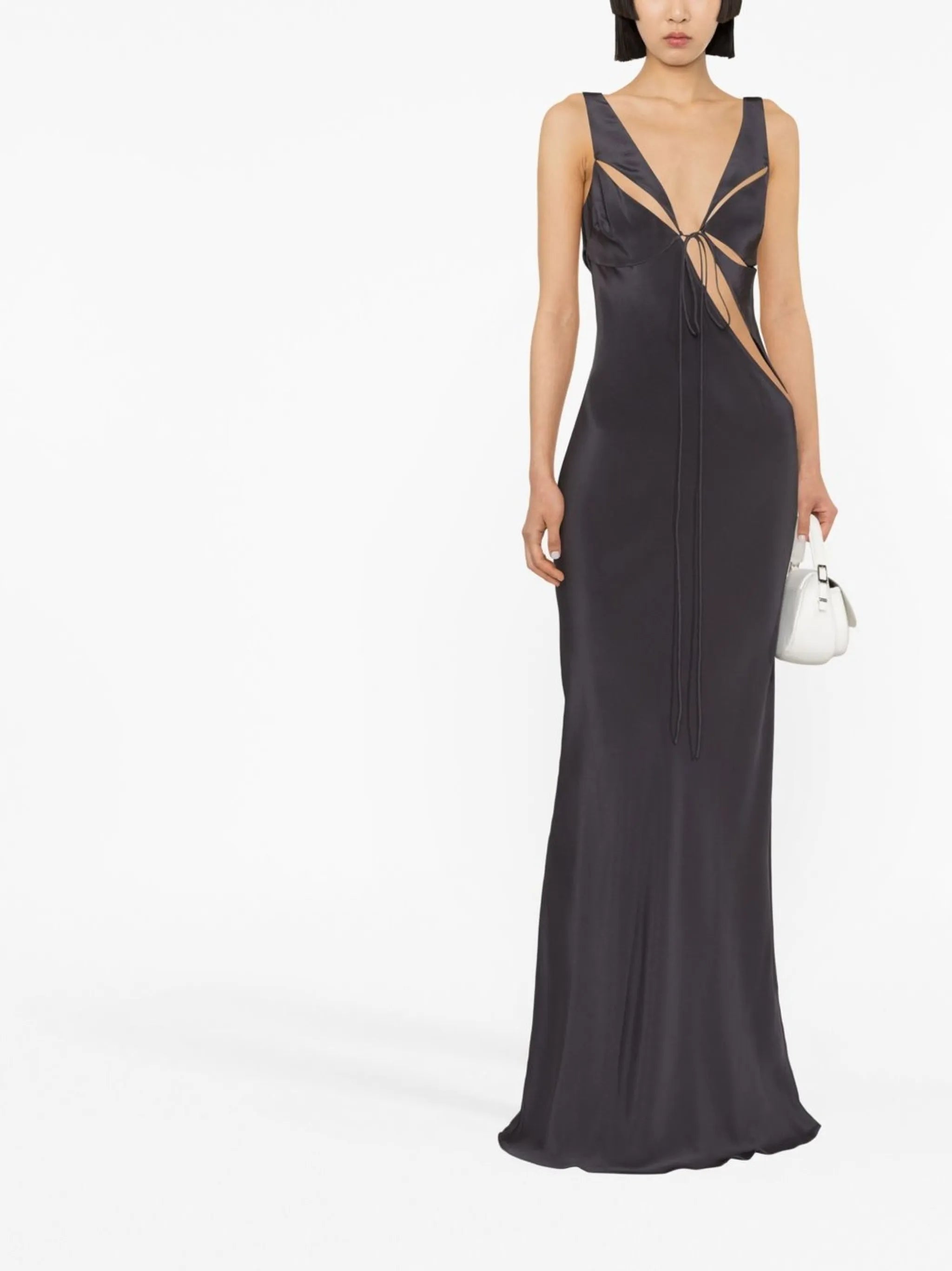 V-neck sleeveless dress